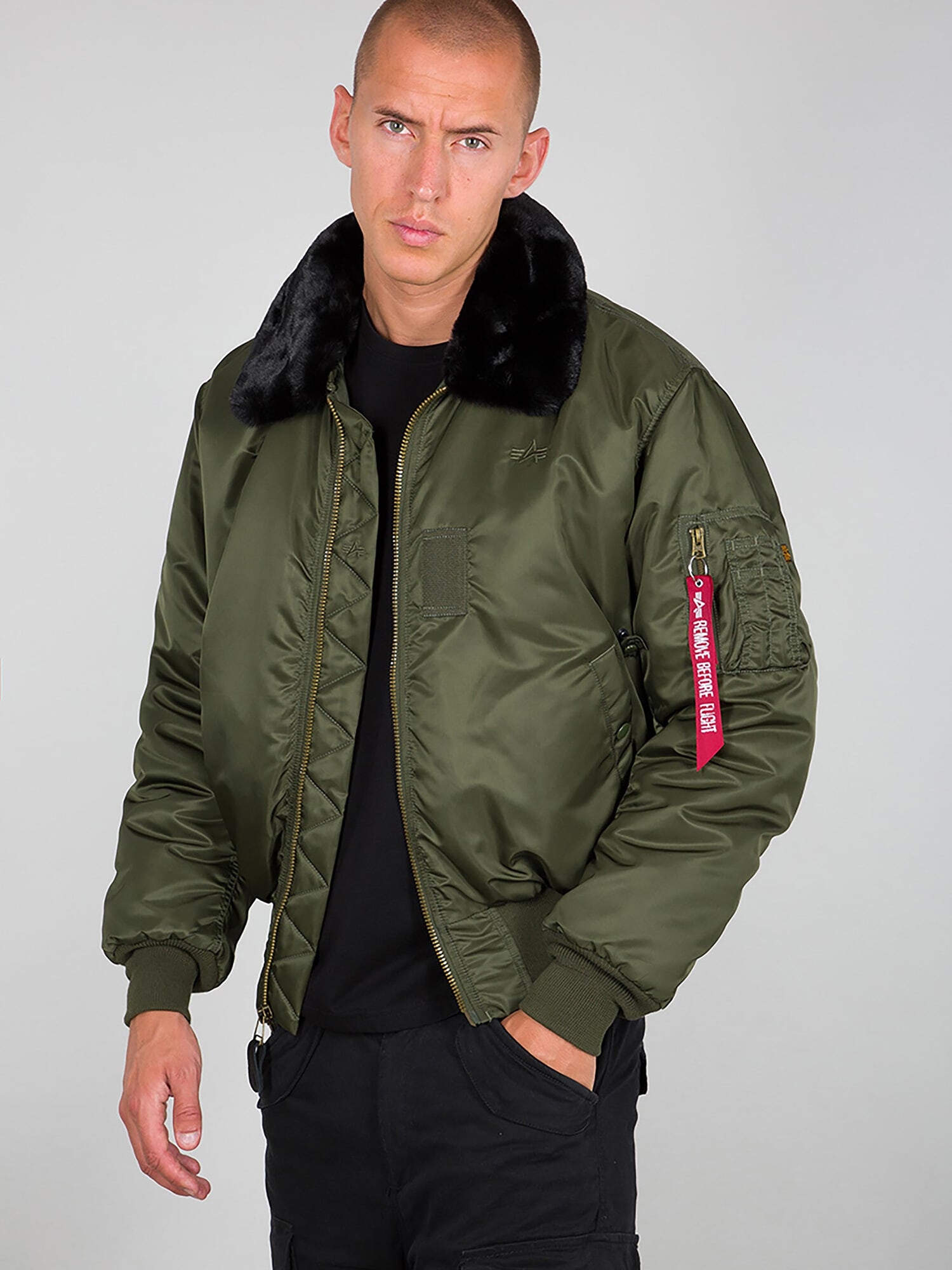 ALPHA INDUSTRIES Prehodna jakna temno zelena - Pepit.si