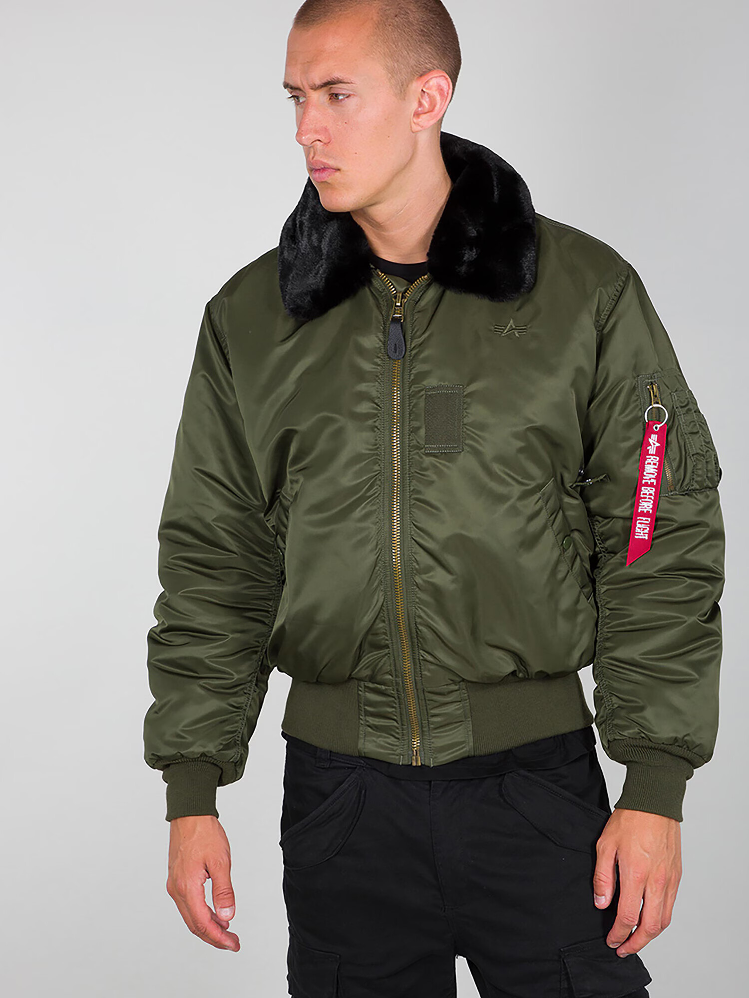 ALPHA INDUSTRIES Prehodna jakna temno zelena - Pepit.si