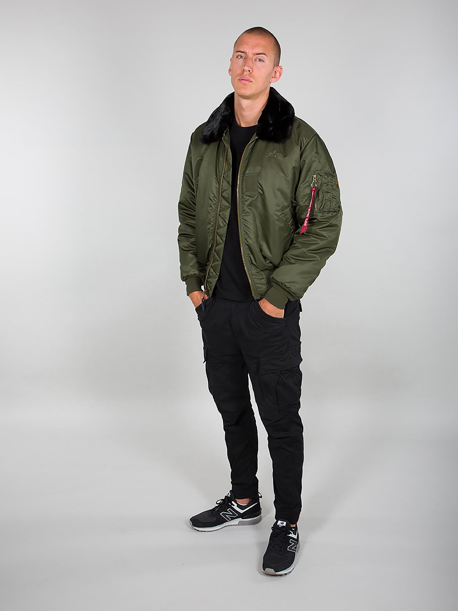 ALPHA INDUSTRIES Prehodna jakna temno zelena - Pepit.si