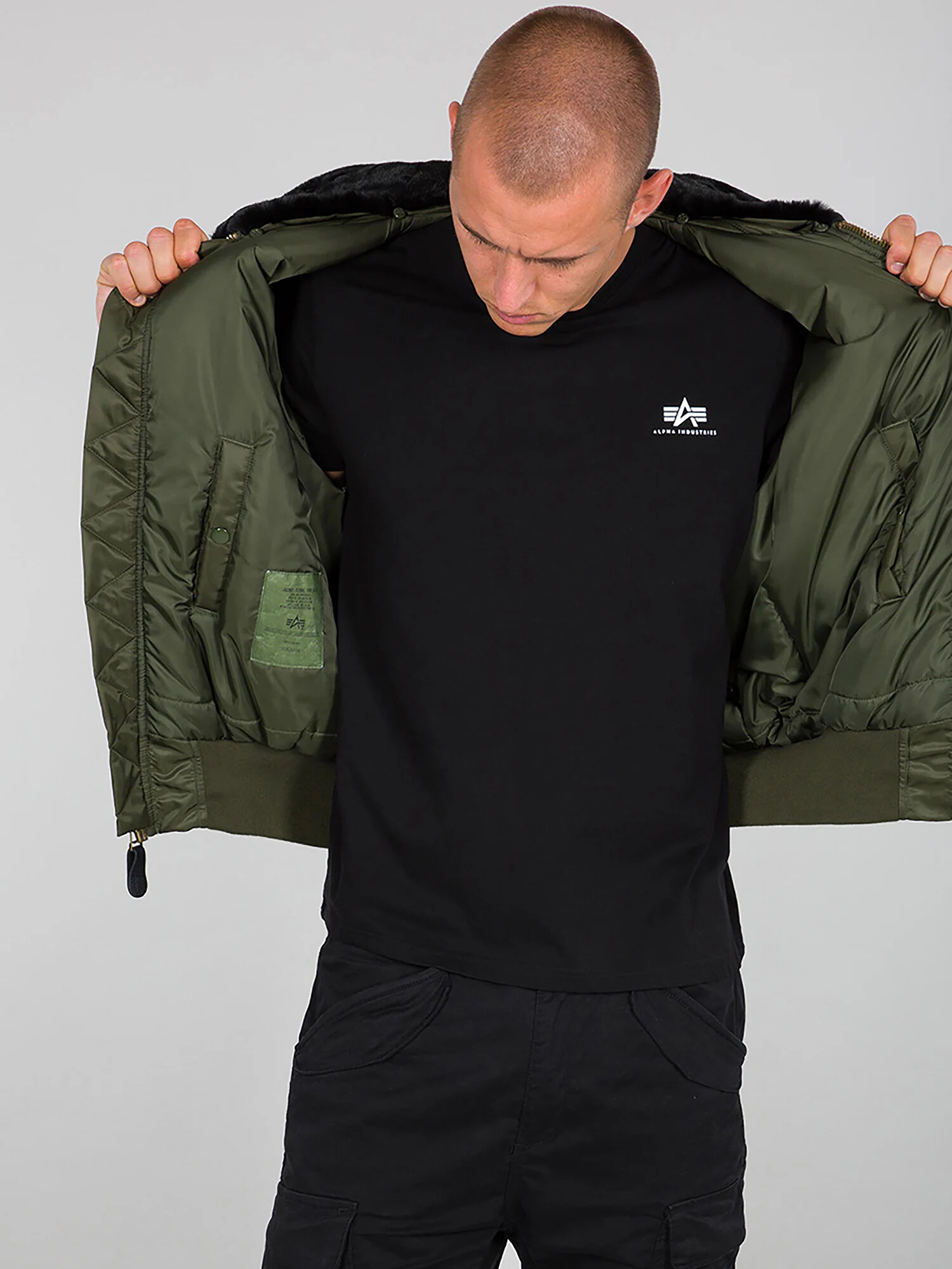 ALPHA INDUSTRIES Prehodna jakna temno zelena - Pepit.si