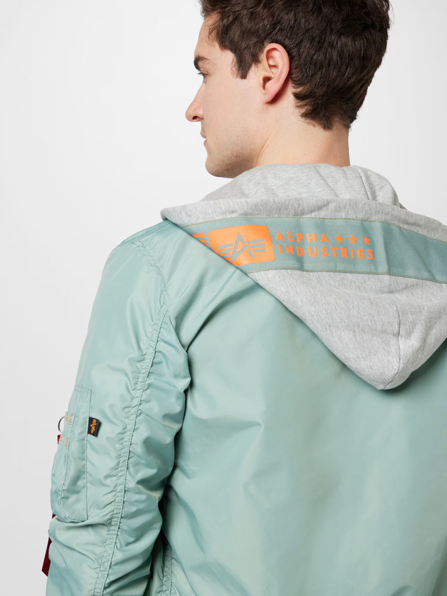 ALPHA INDUSTRIES Prehodna jakna žad - Pepit.si