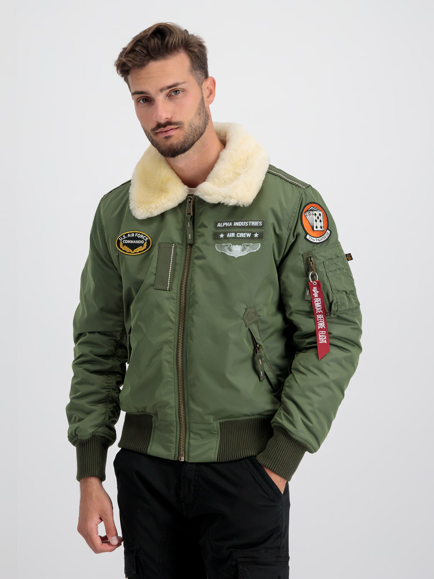 ALPHA INDUSTRIES Zimska jakna 'Injector III Air Force' kaki / mešane barve - Pepit.si