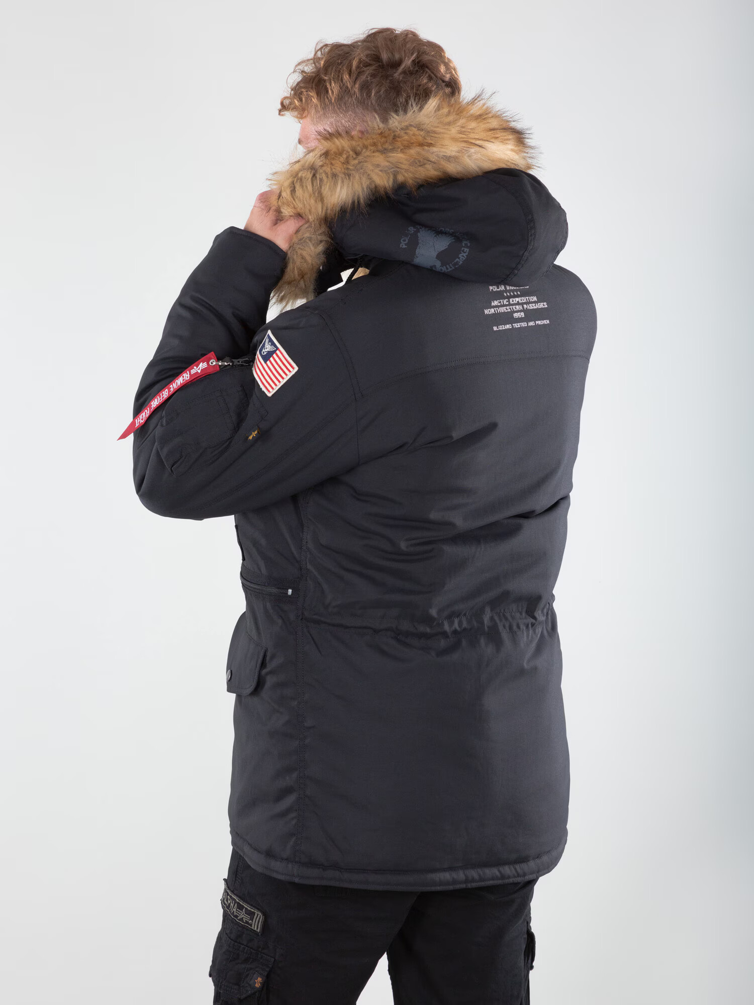 ALPHA INDUSTRIES Zimska jakna 'Polar' rdeča / črna / bela - Pepit.si