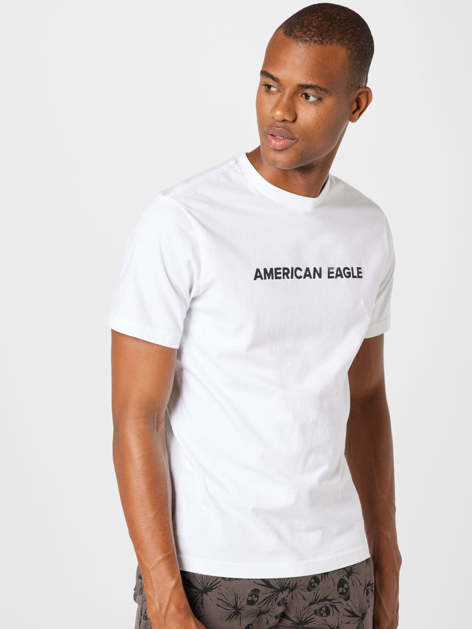 American Eagle Majica črna / bela - Pepit.si