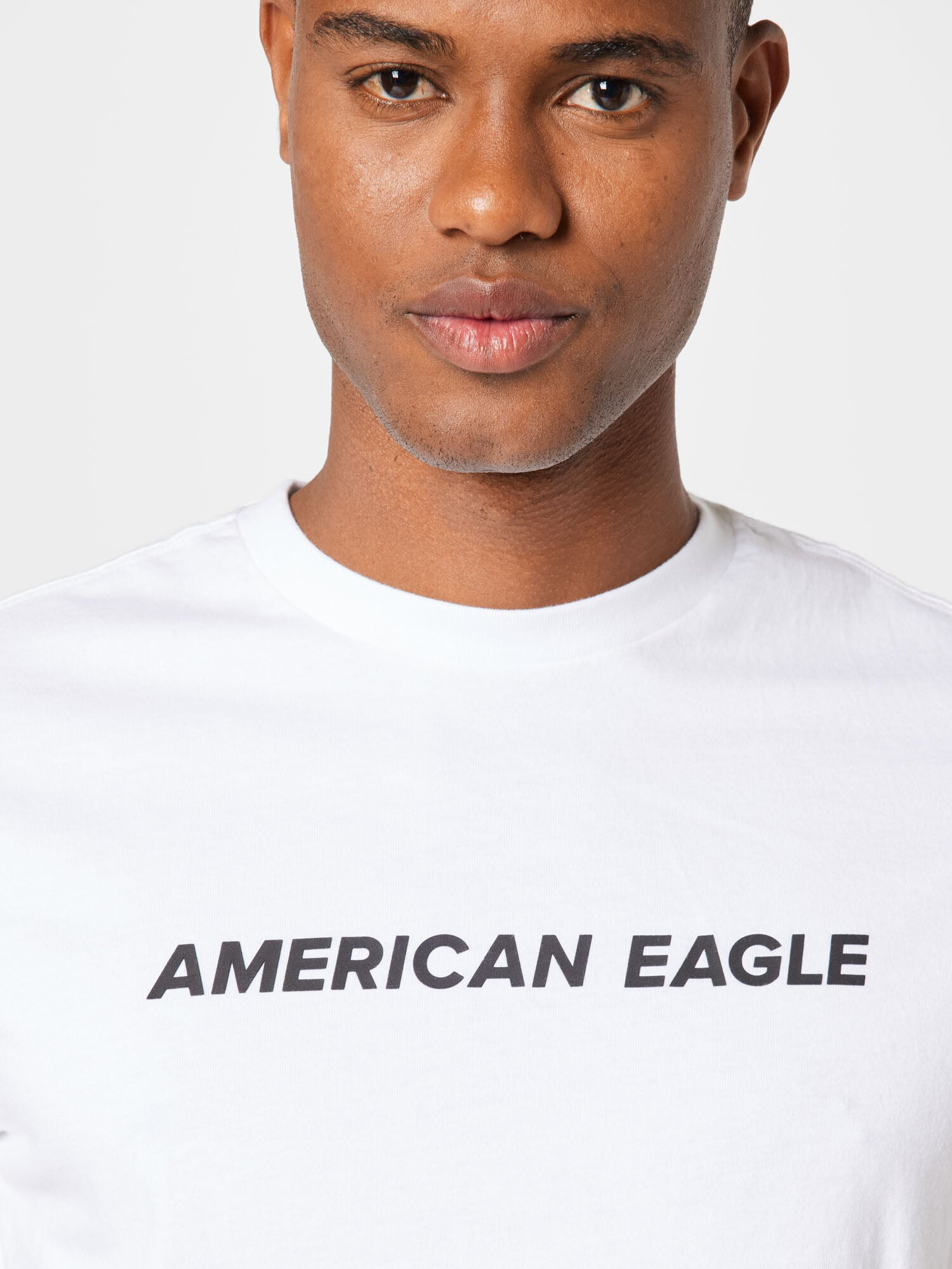 American Eagle Majica črna / bela - Pepit.si