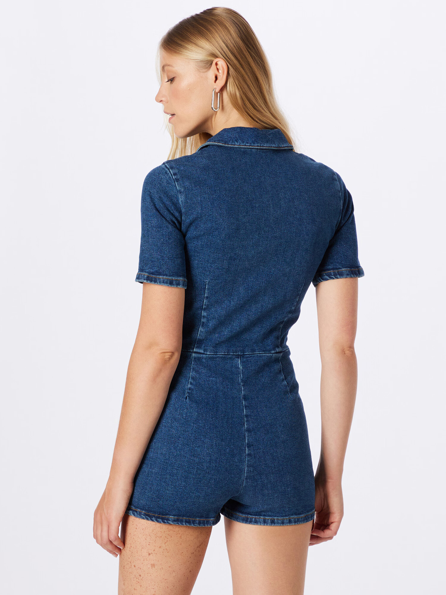 BDG Urban Outfitters Kombinezon 'SUNNY' moder denim - Pepit.si