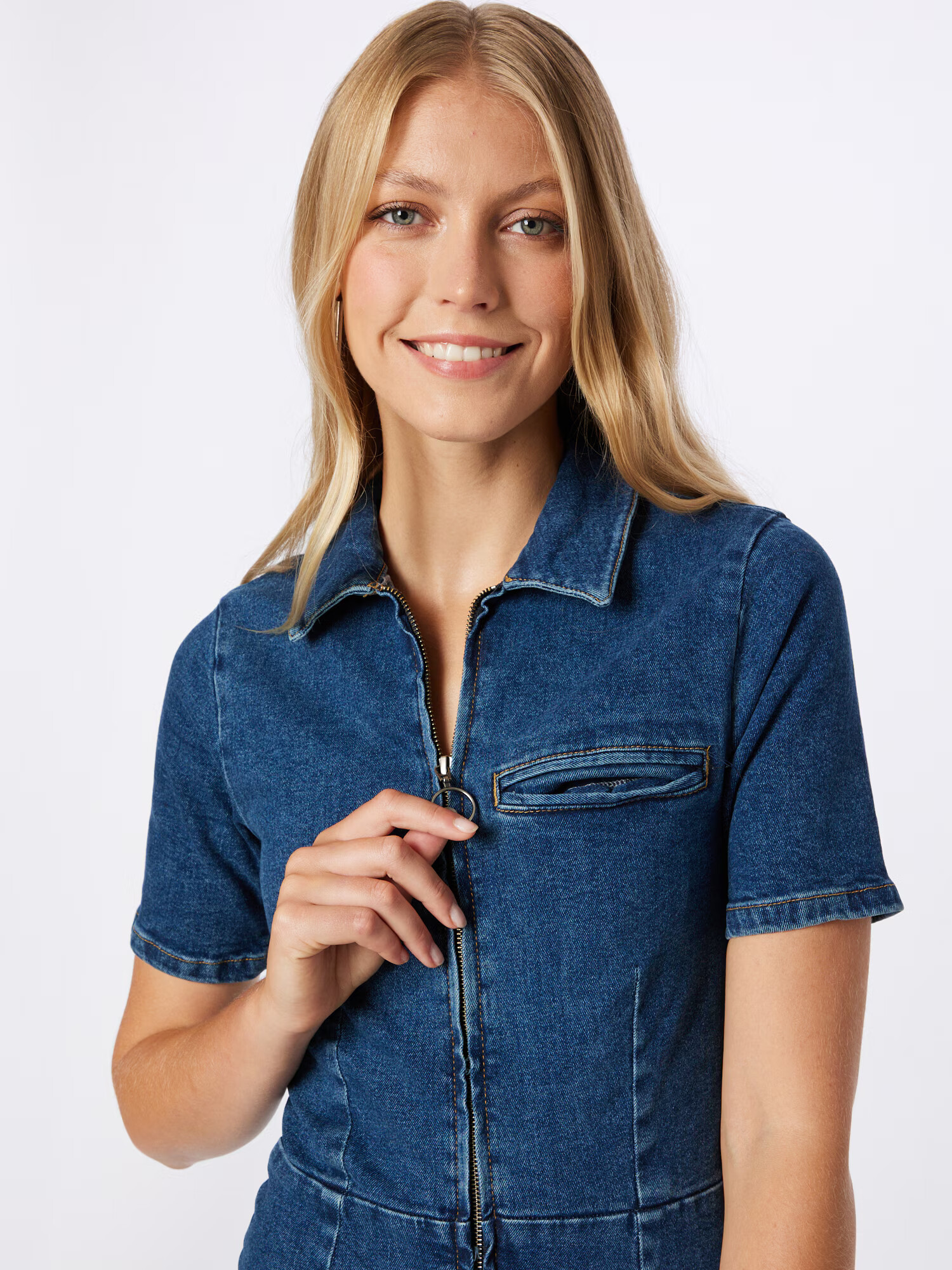 BDG Urban Outfitters Kombinezon 'SUNNY' moder denim - Pepit.si