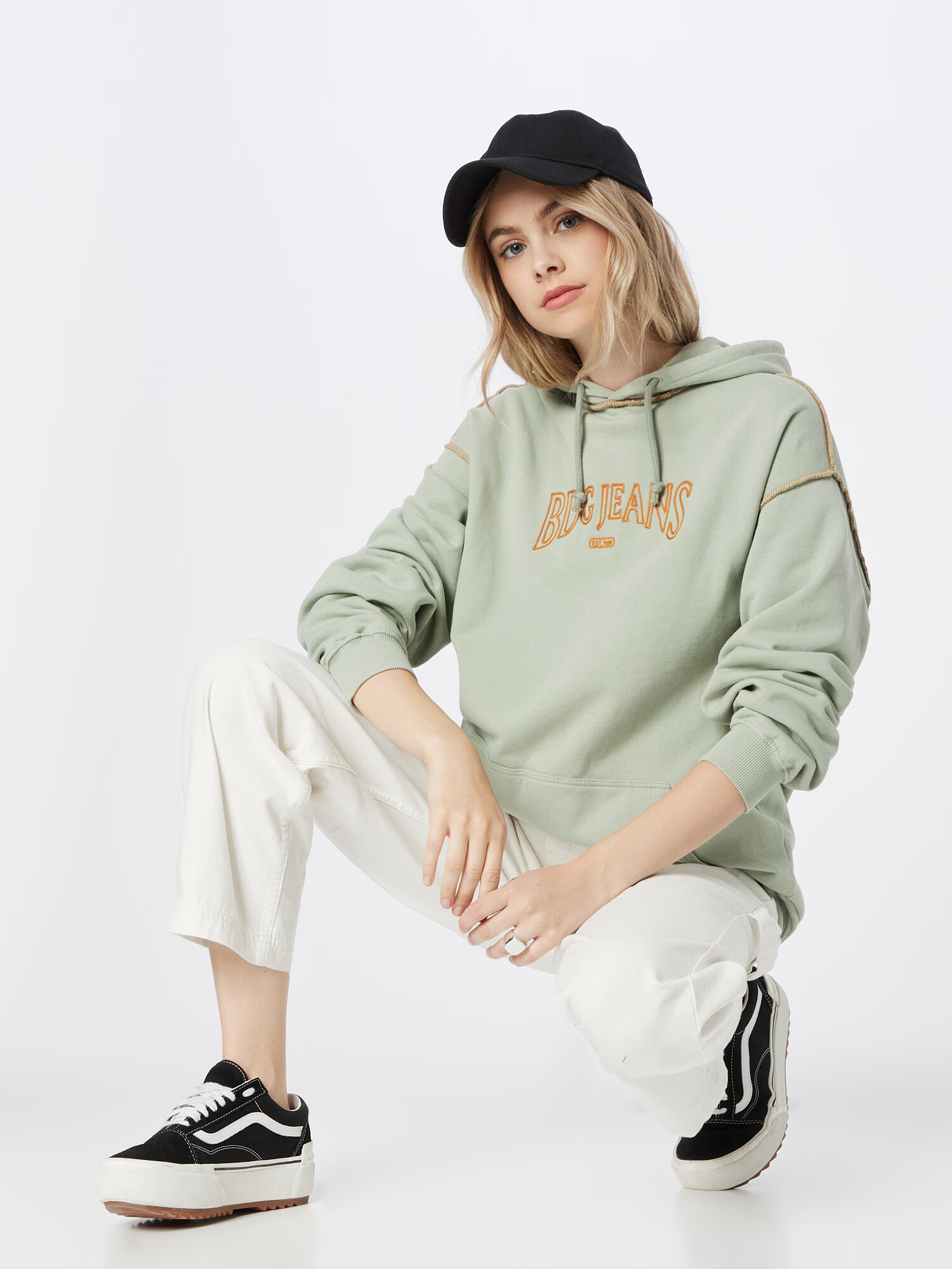 BDG Urban Outfitters Majica pastelno zelena / oranžna - Pepit.si