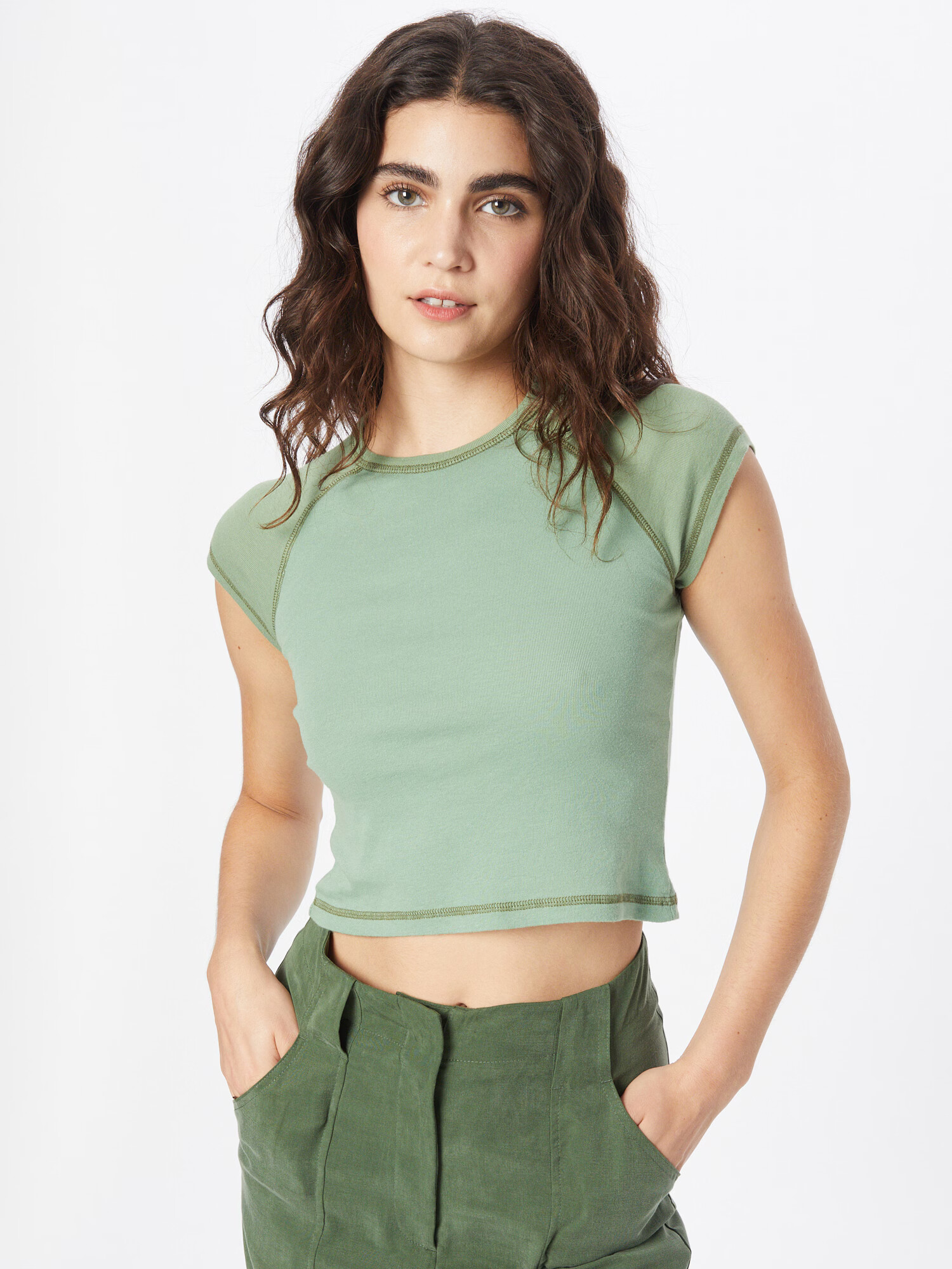 BDG Urban Outfitters Majica zelena - Pepit.si