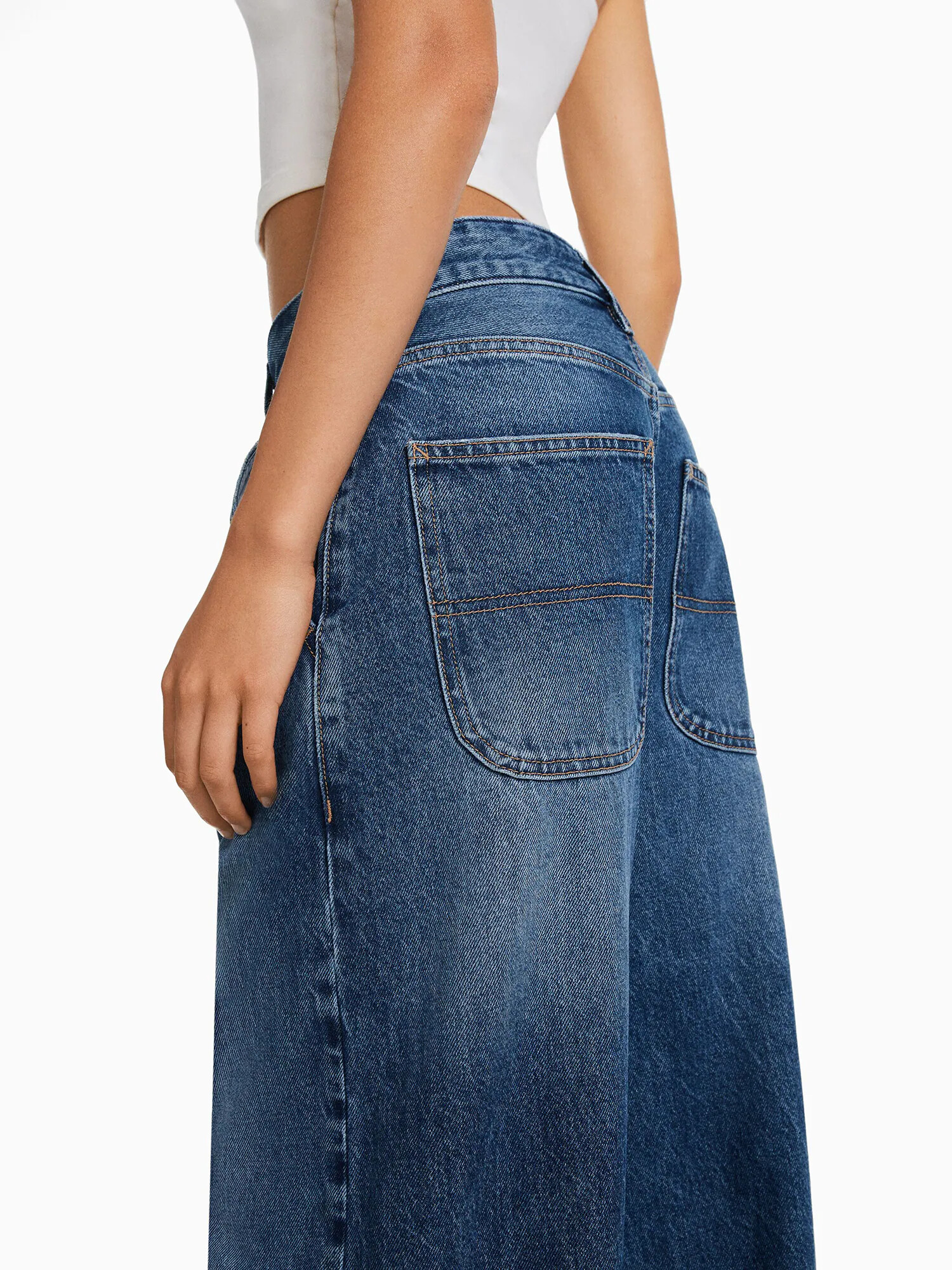 Bershka Kavbojke moder denim - Pepit.si