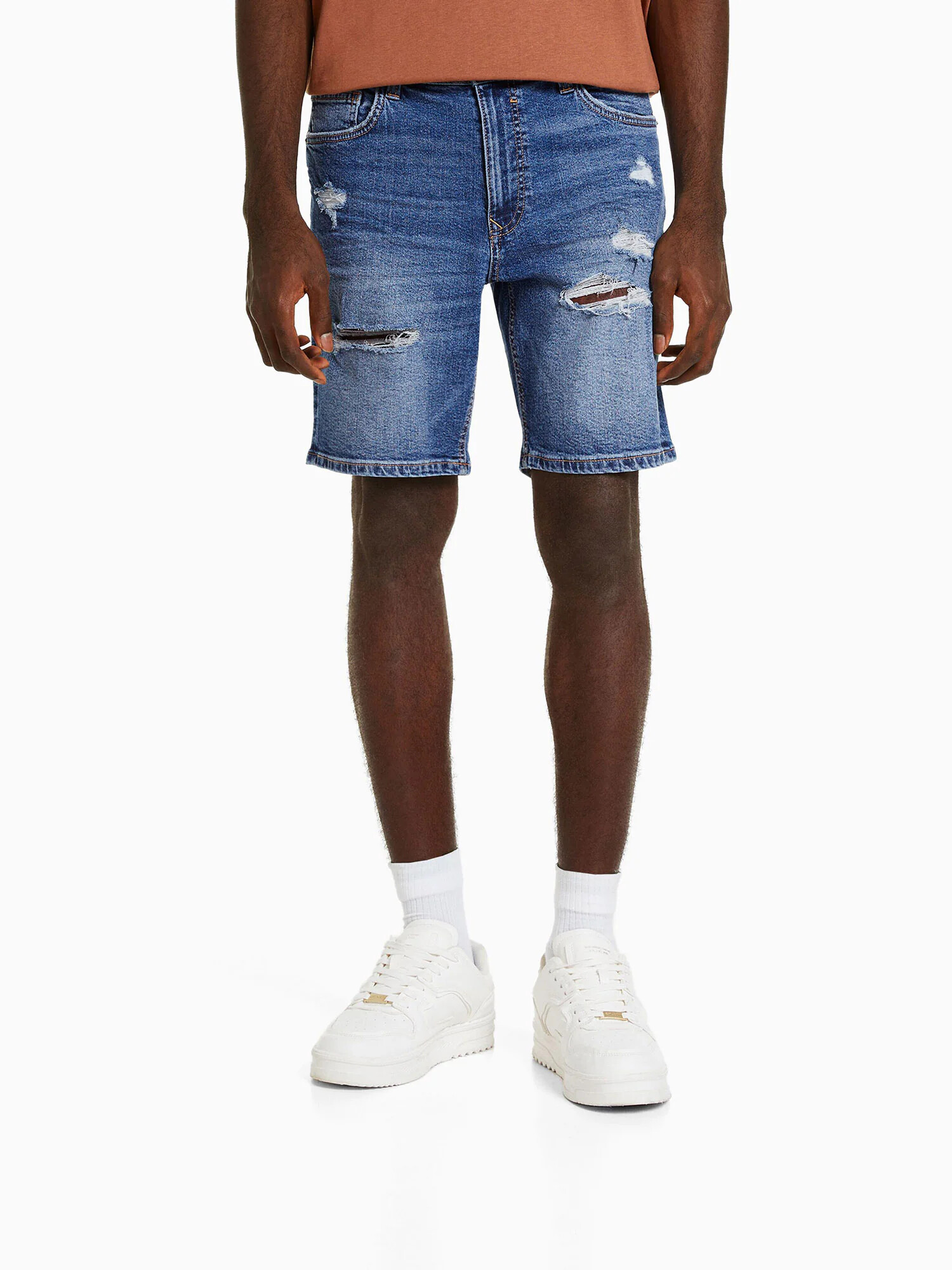 Bershka Kavbojke moder denim - Pepit.si