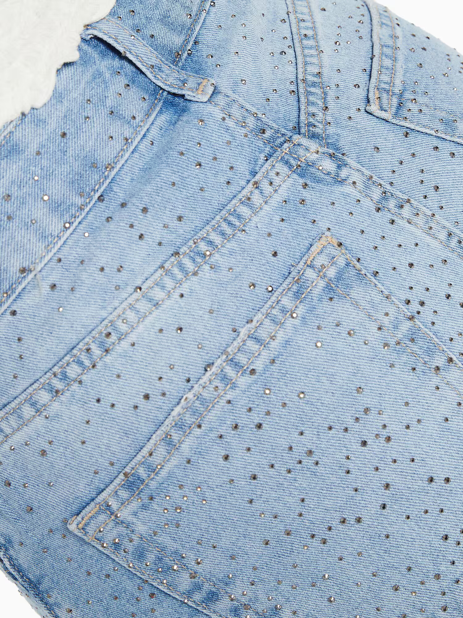 Bershka Kavbojke moder denim - Pepit.si