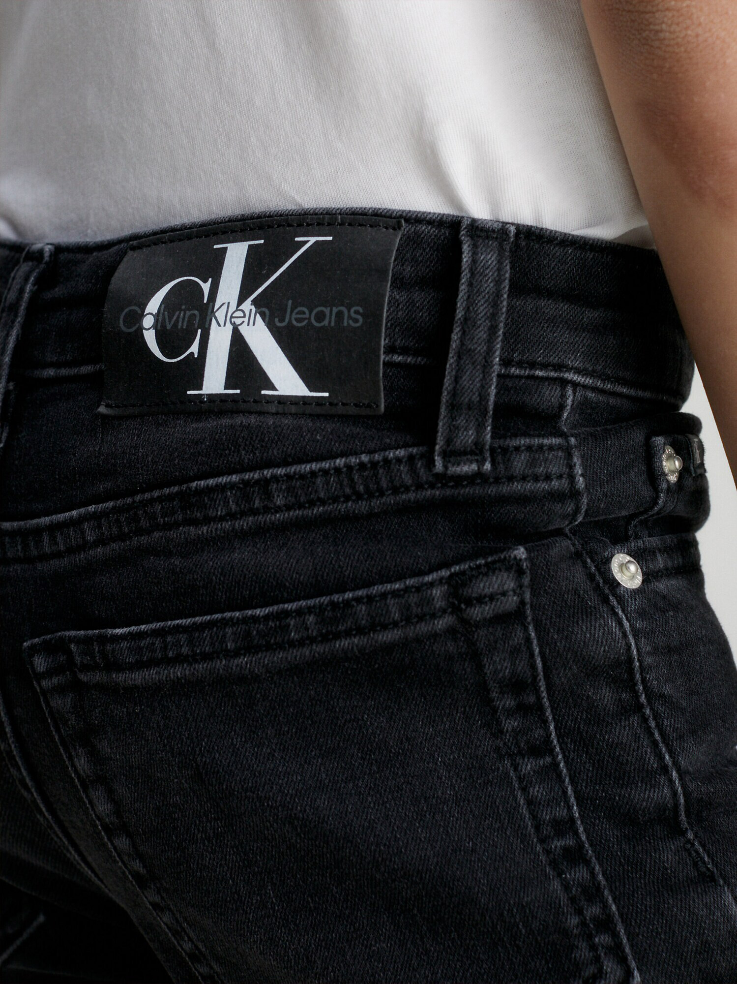 Calvin Klein Jeans Kavbojke črna - Pepit.si