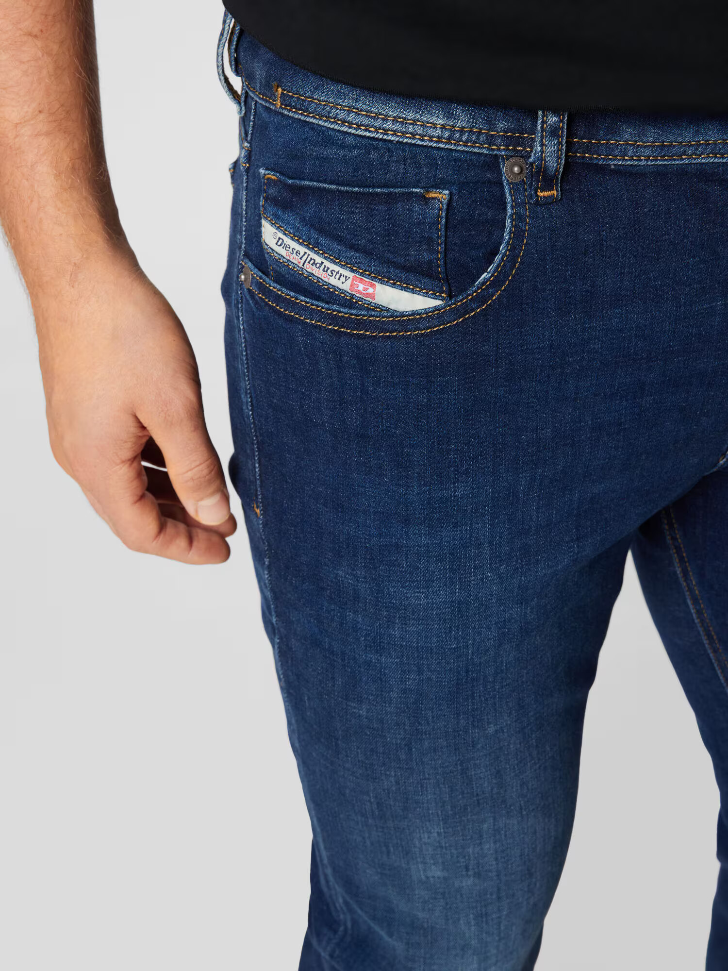 DIESEL Kavbojke '1979 SLEENKER' moder denim - Pepit.si