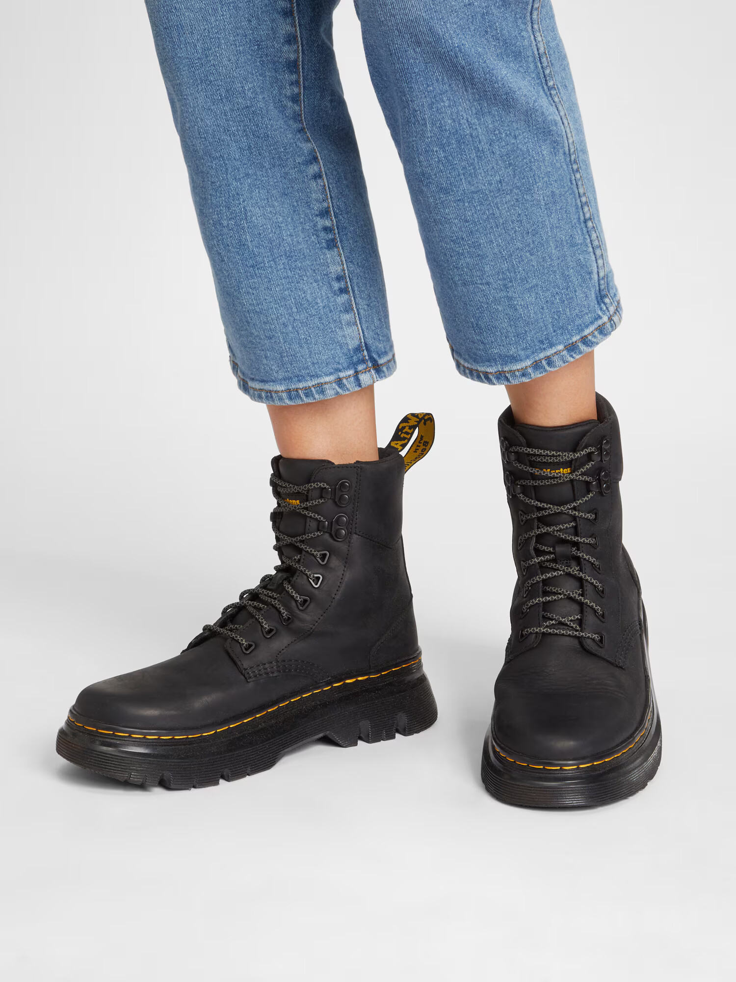 Dr. Martens Gležnarji z vezalkami 'Tarik' črna - Pepit.si