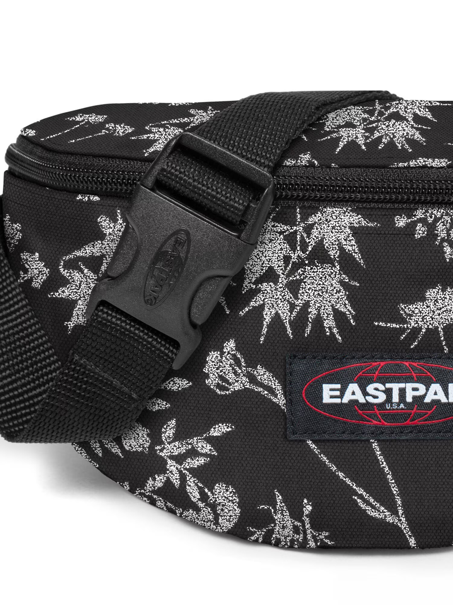 EASTPAK Torbica za okrog pasu 'Springer' črna / srebrna - Pepit.si