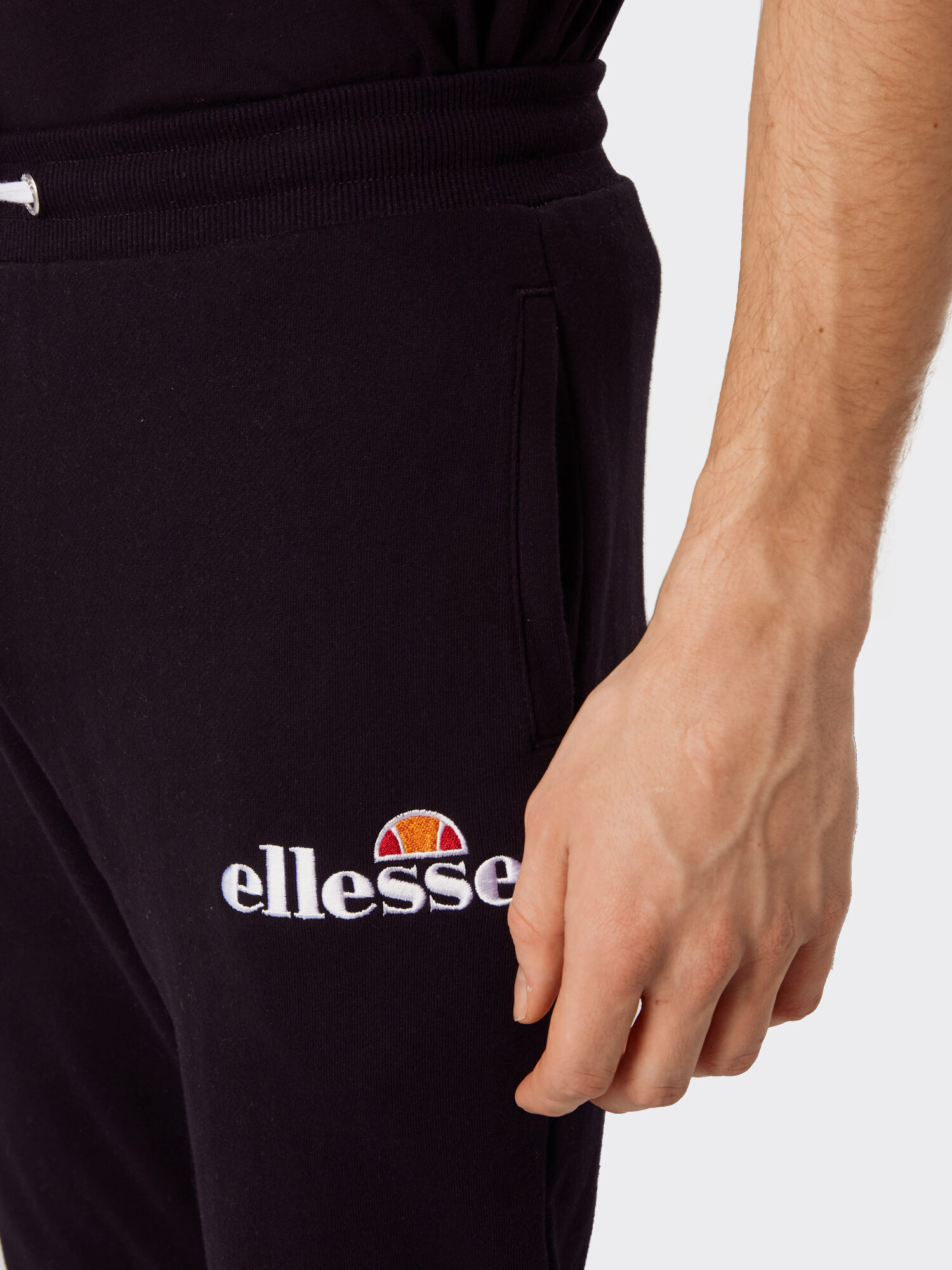 ELLESSE Hlače 'Nioro' črna / bela - Pepit.si