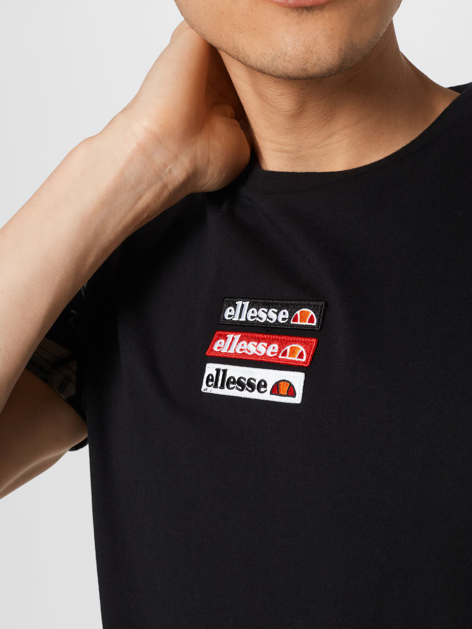 ELLESSE Majica 'Hirona' siva / rdeča / črna / bela - Pepit.si