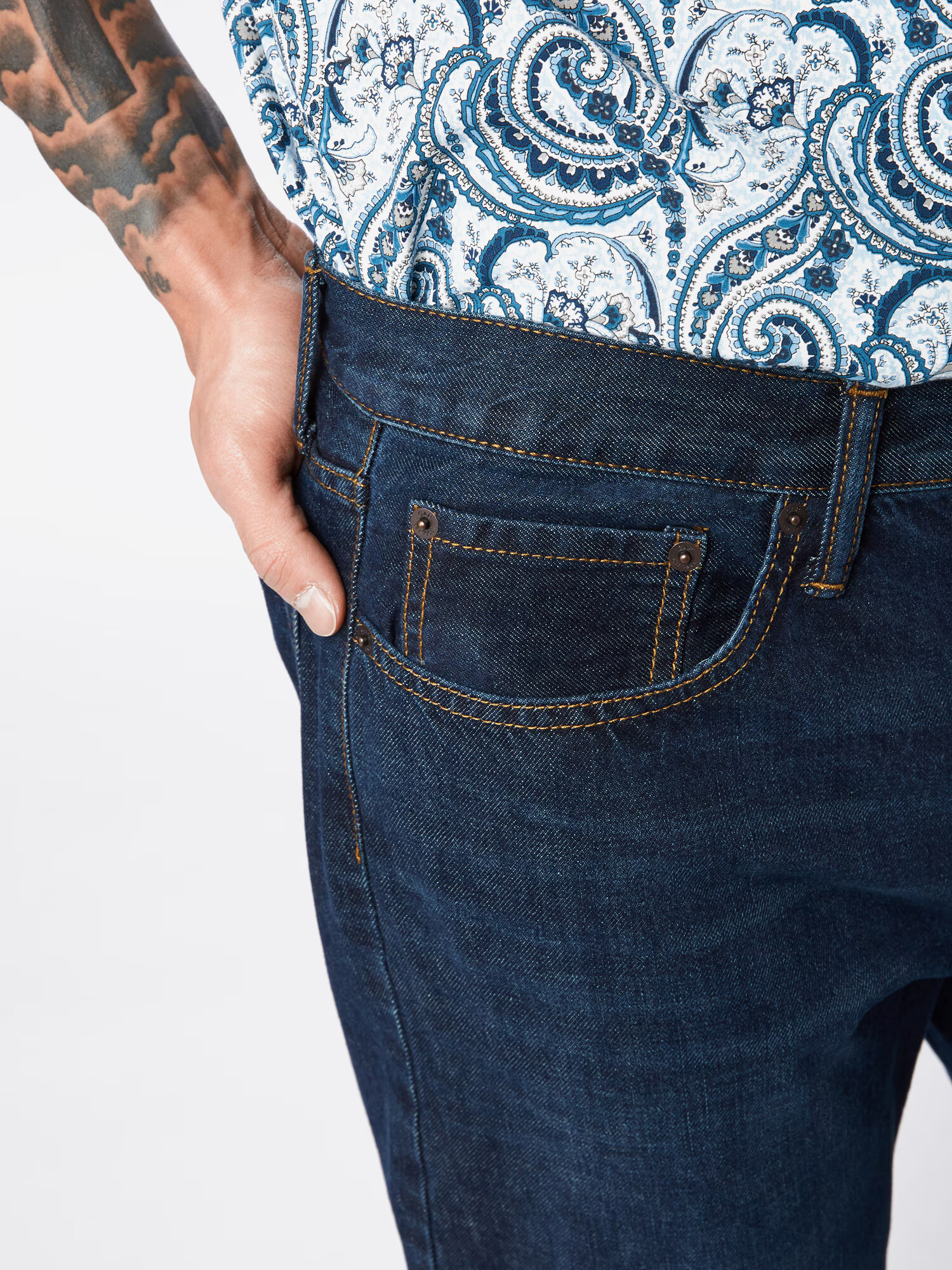 GAP Kavbojke 'V-STRAIGHT OPP SUN CITY' moder denim - Pepit.si