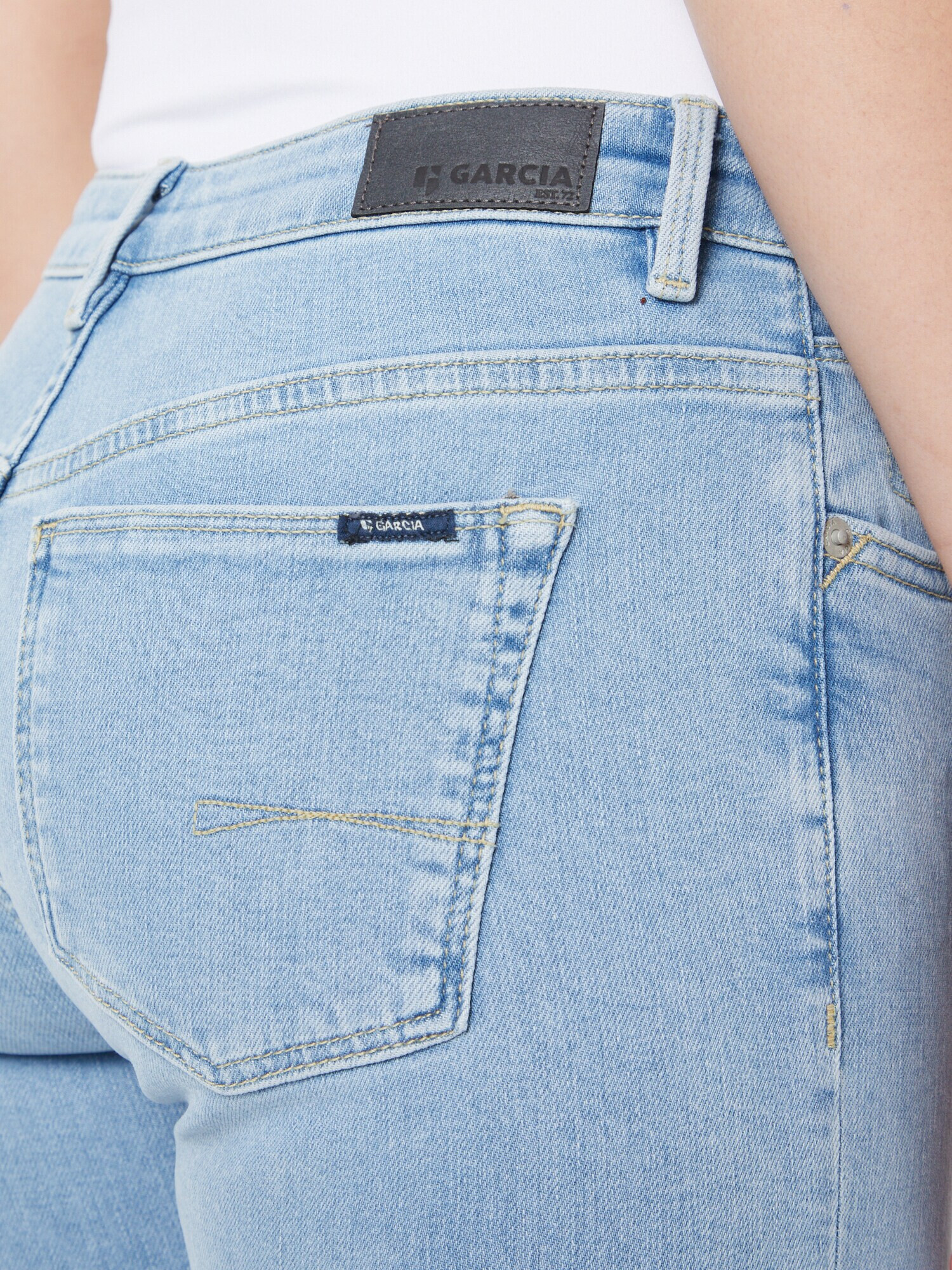 GARCIA Jeans pajkice 'Rachelle' moder denim - Pepit.si