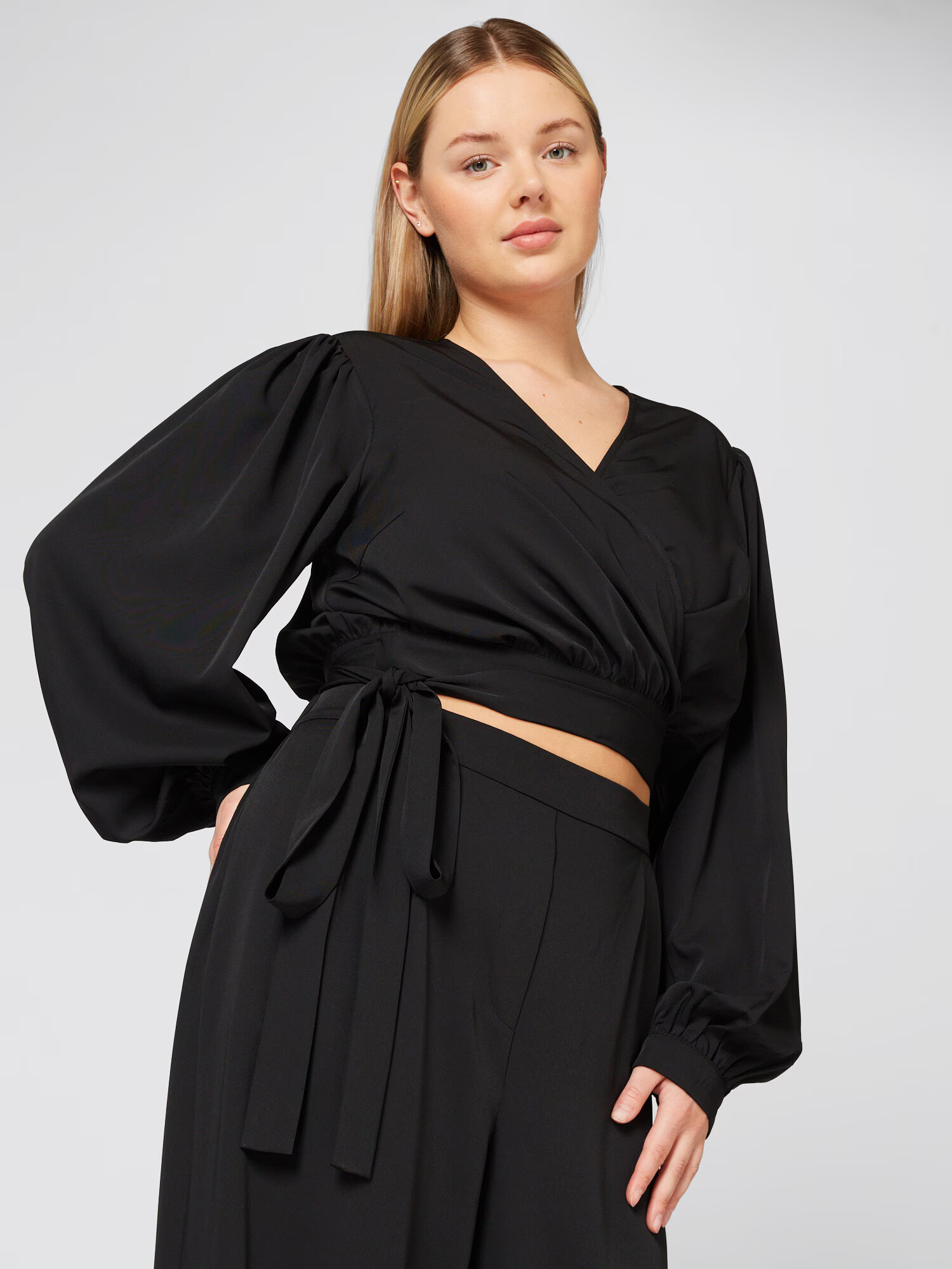 Guido Maria Kretschmer Curvy Collection Bluza 'Kimia' črna - Pepit.si