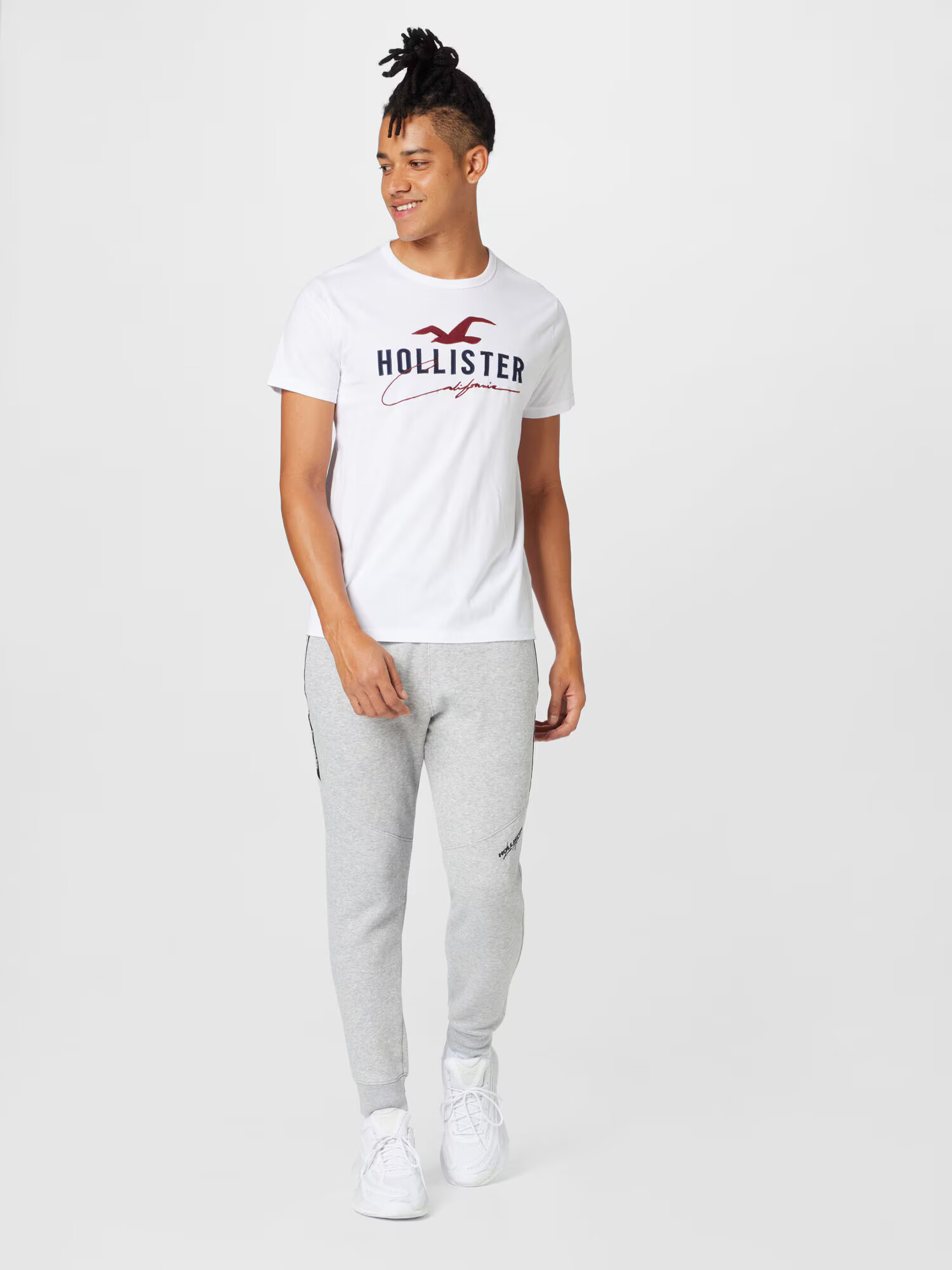 HOLLISTER Majica češnjevo rdeča / črna / bela - Pepit.si