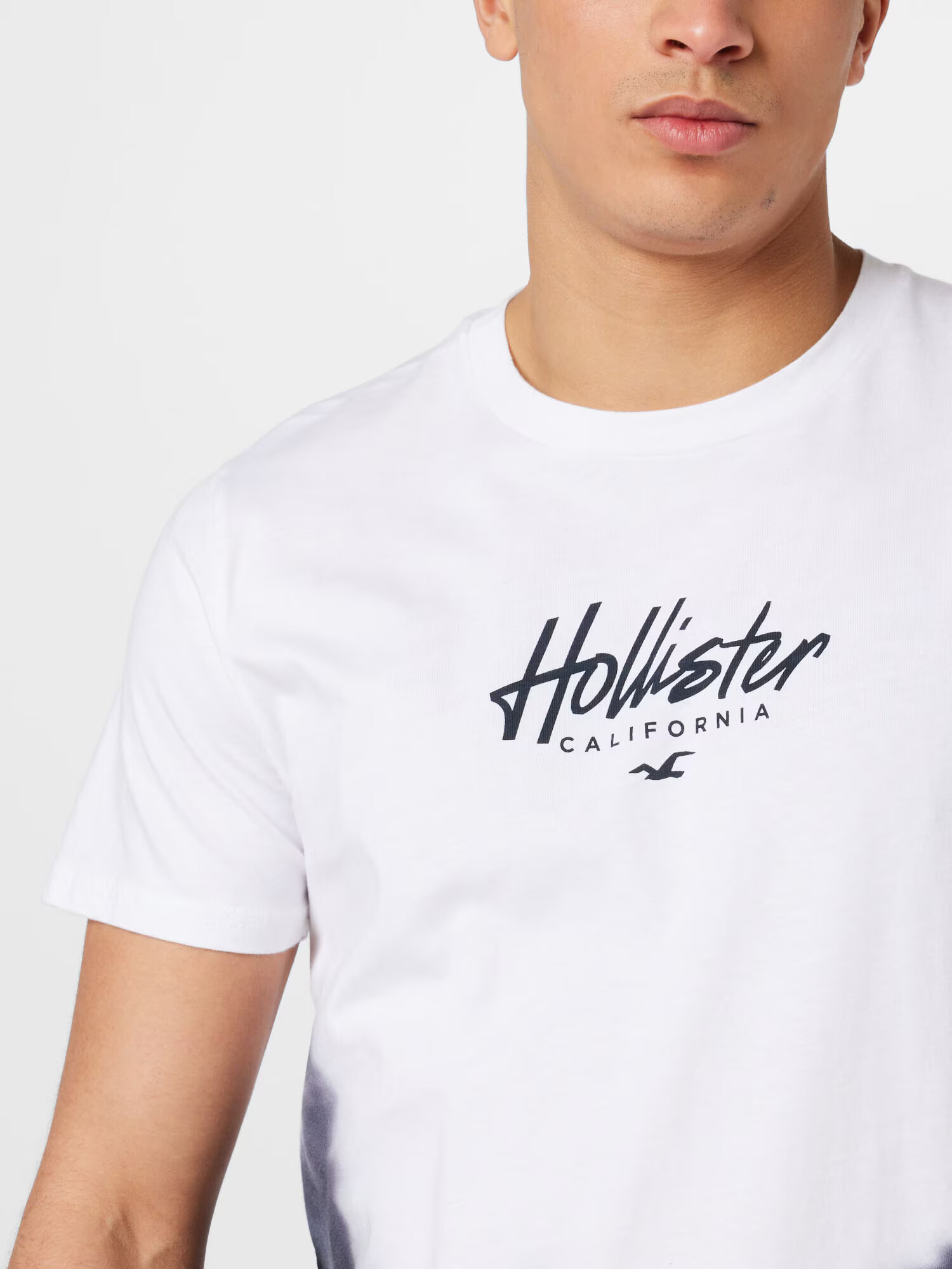 HOLLISTER Majica črna / bela - Pepit.si