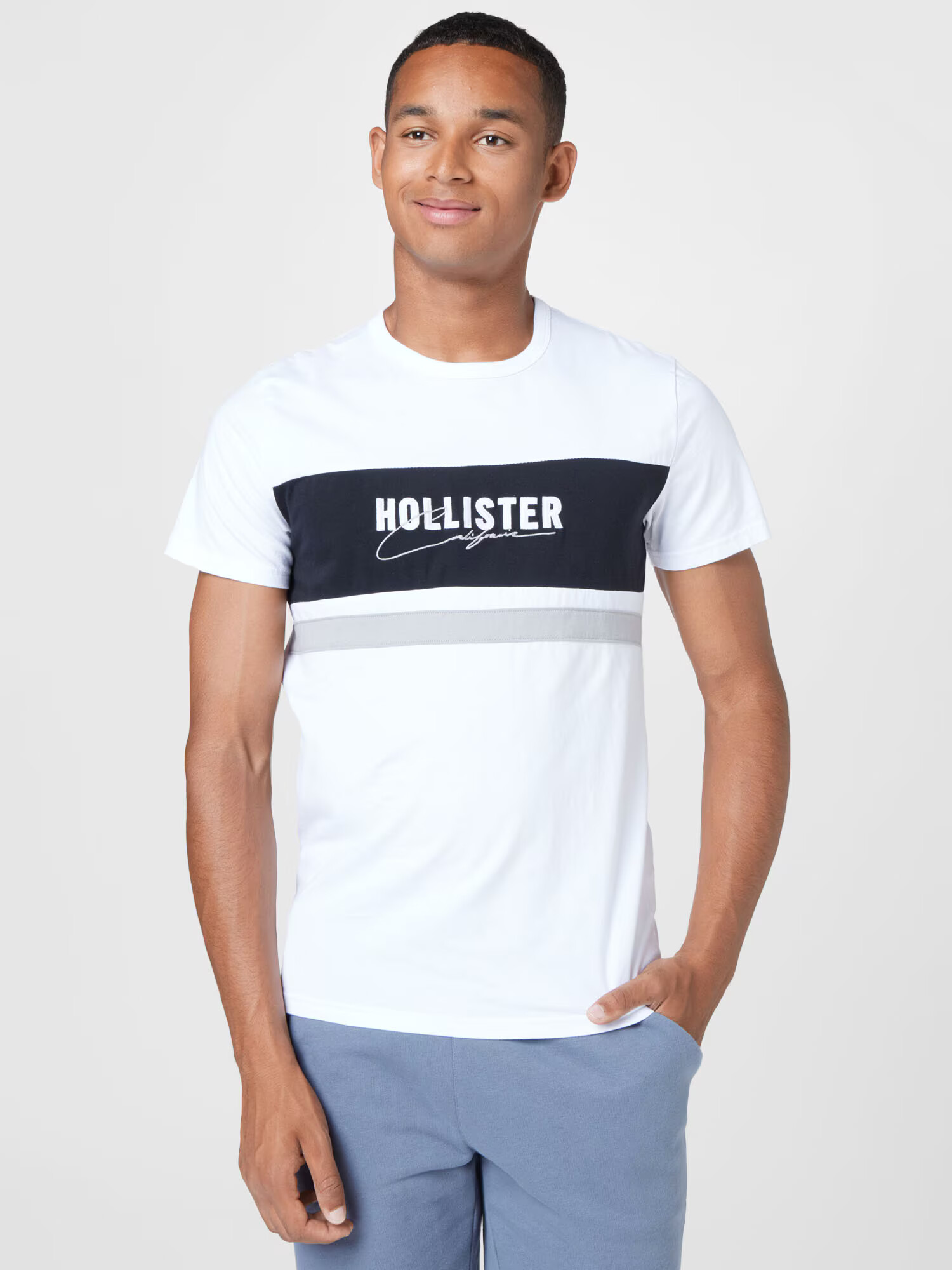 HOLLISTER Majica siva / črna / bela - Pepit.si