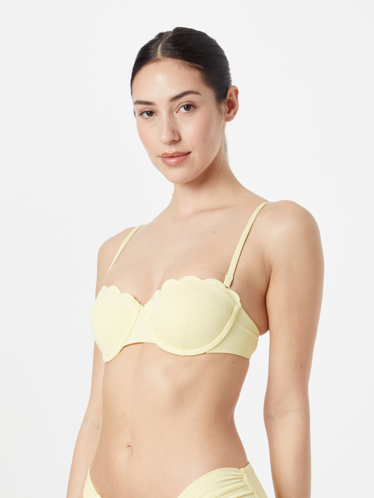 Hunkemöller Bikini zgornji del pastelno rumena - Pepit.si