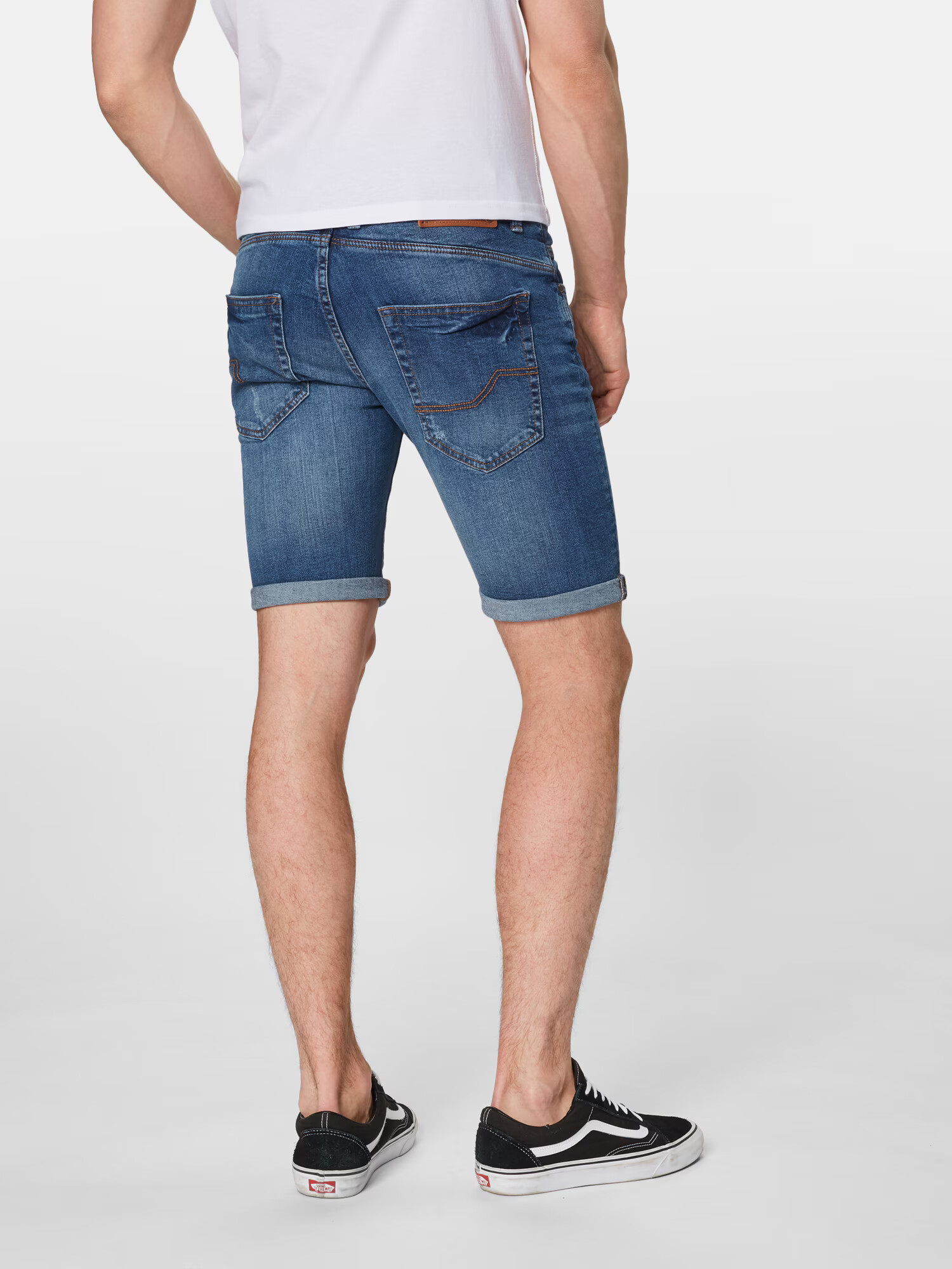 INDICODE JEANS Kavbojke 'Kaden' moder denim - Pepit.si