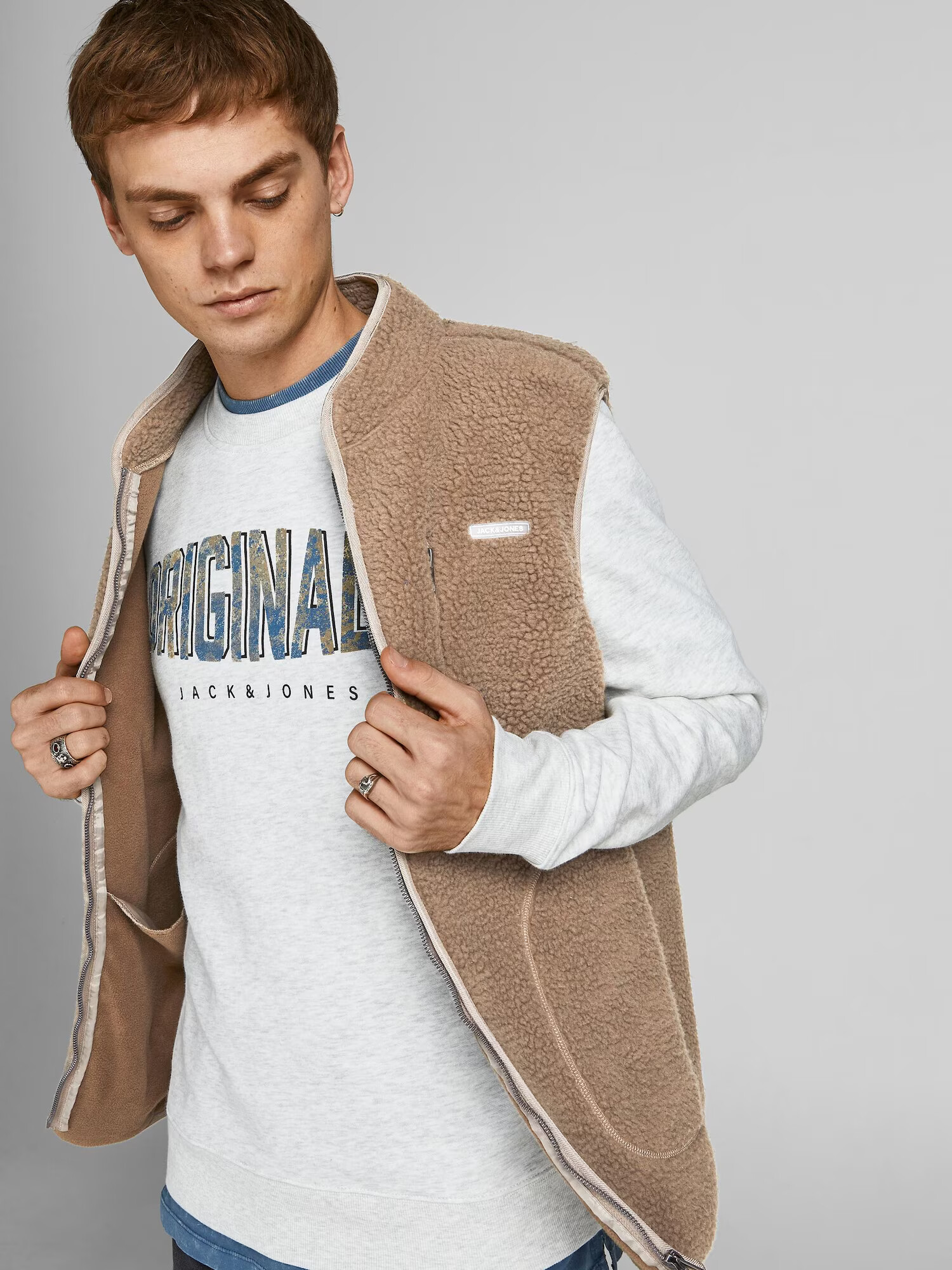 JACK & JONES Brezrokavnik svetlo bež - Pepit.si