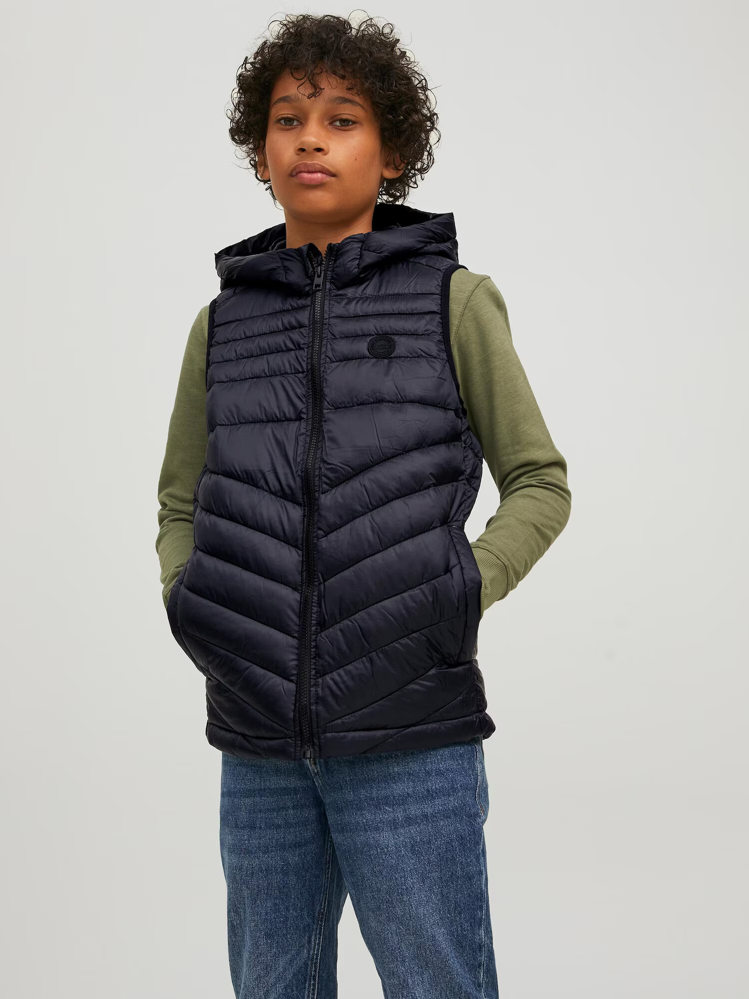 Jack & Jones Junior Brezrokavnik 'Hero' črna - Pepit.si