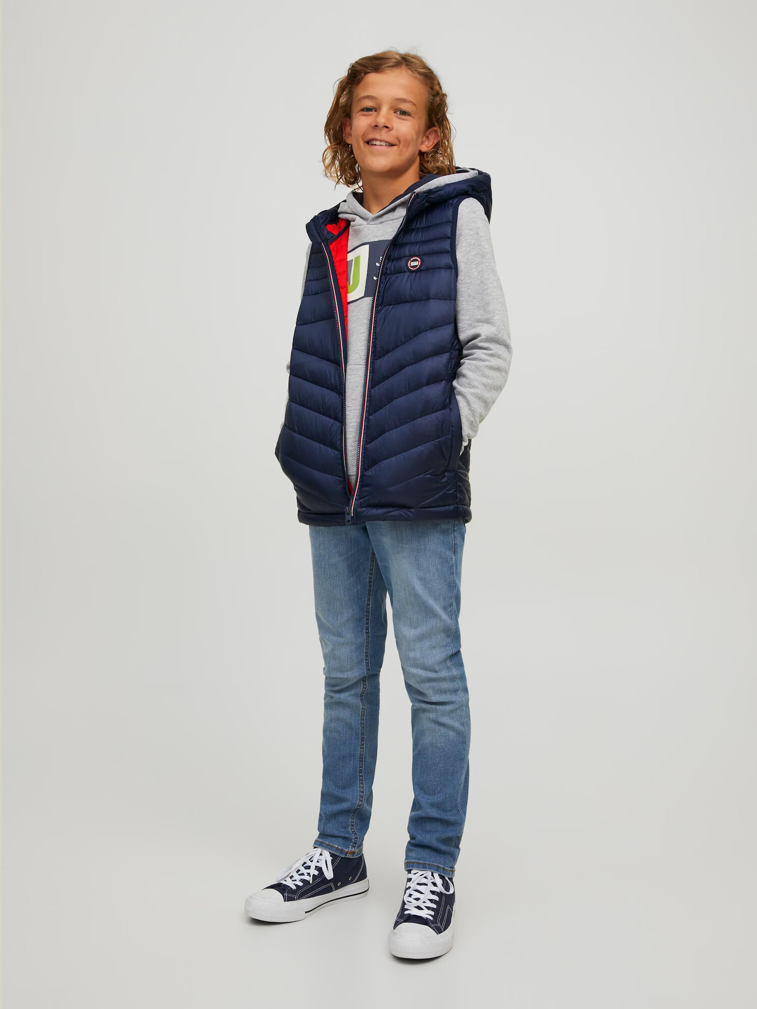 Jack & Jones Junior Brezrokavnik 'Hero' marine / rdeča - Pepit.si