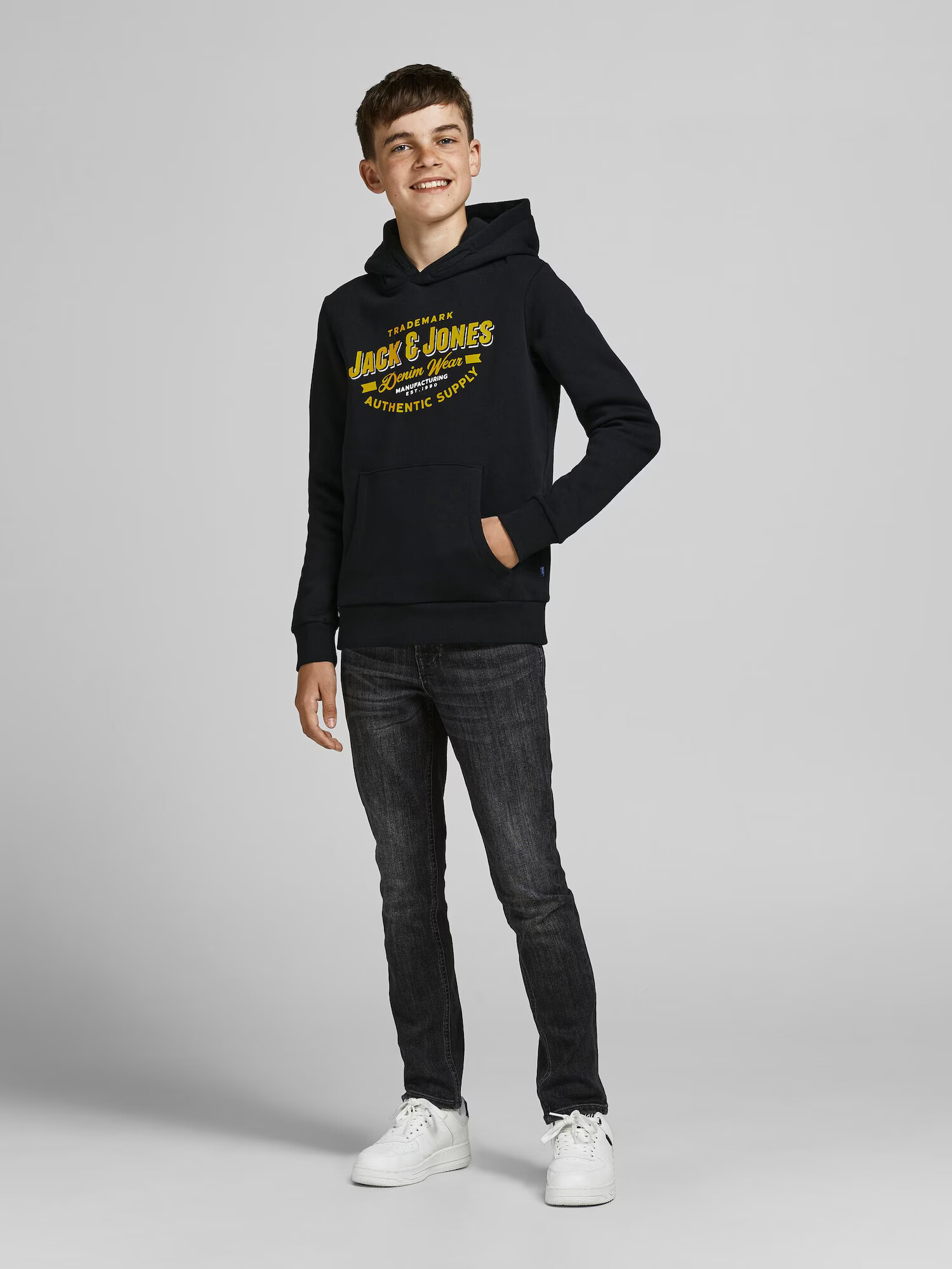 Jack & Jones Junior Majica rumena / črna / bela - Pepit.si