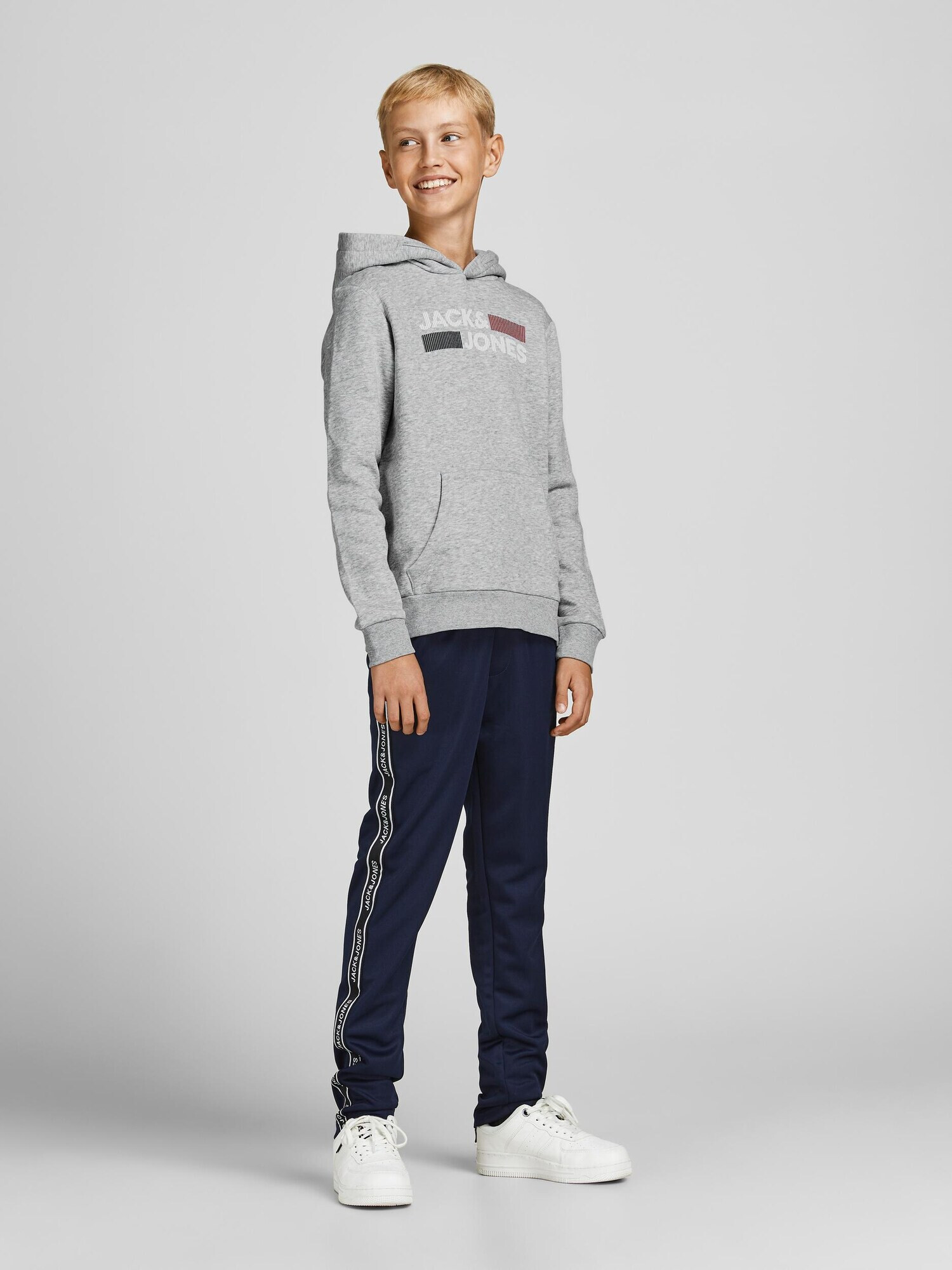 Jack & Jones Junior Majica pegasto siva / mešane barve / črna - Pepit.si