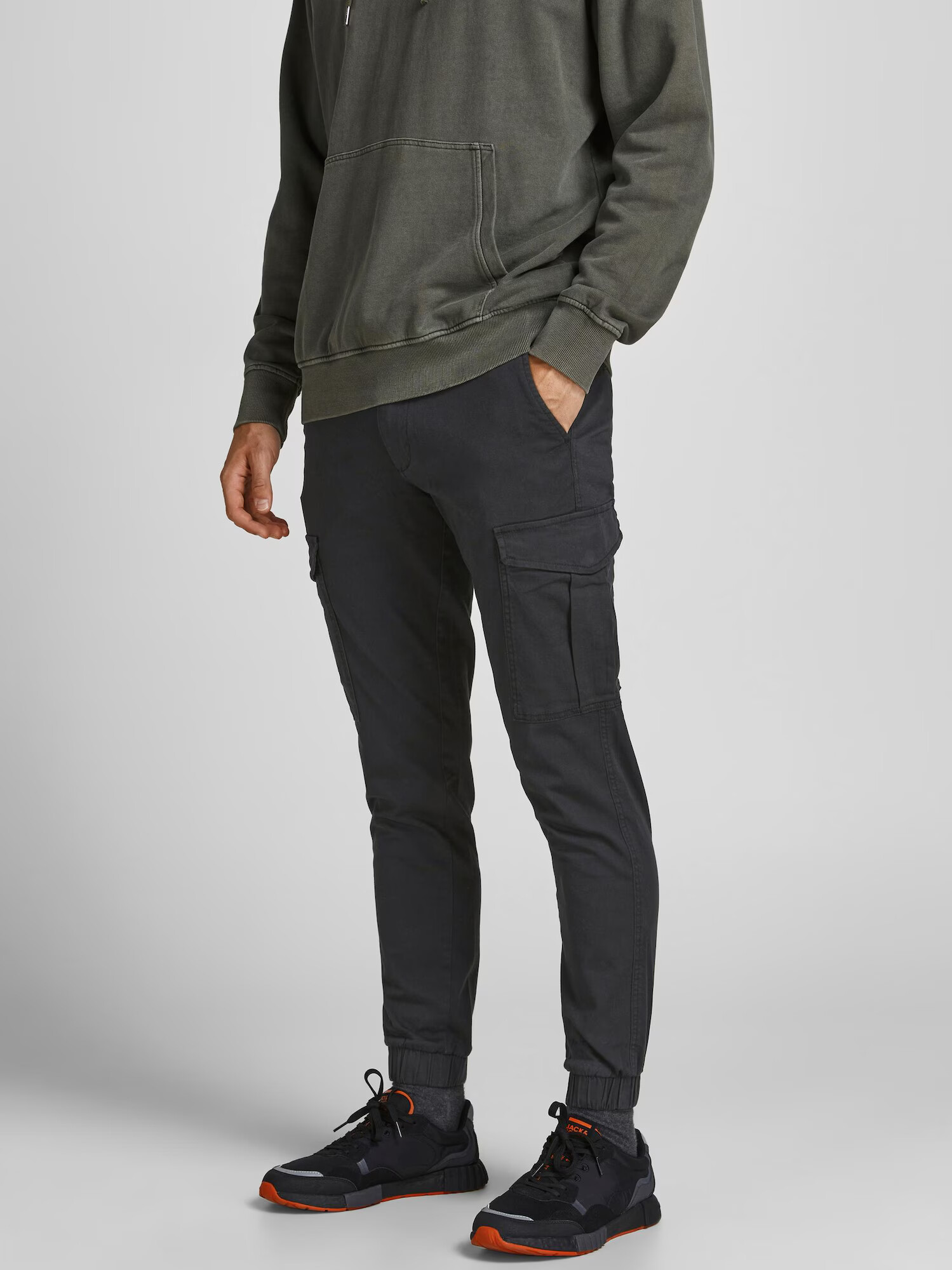 JACK & JONES Kargo hlače 'Marco' črna - Pepit.si