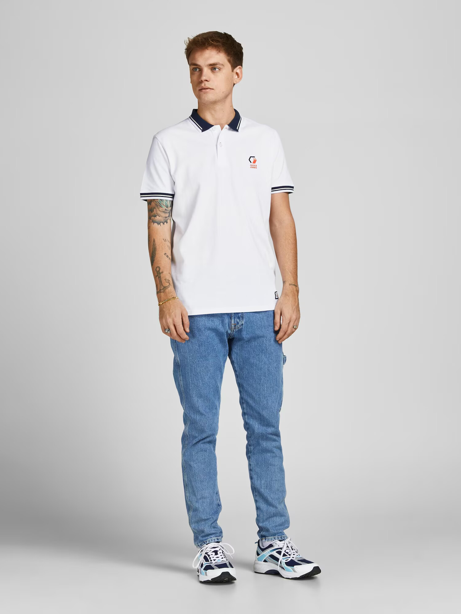 JACK & JONES Majica 'Logan' mornarska / grenada / bela - Pepit.si