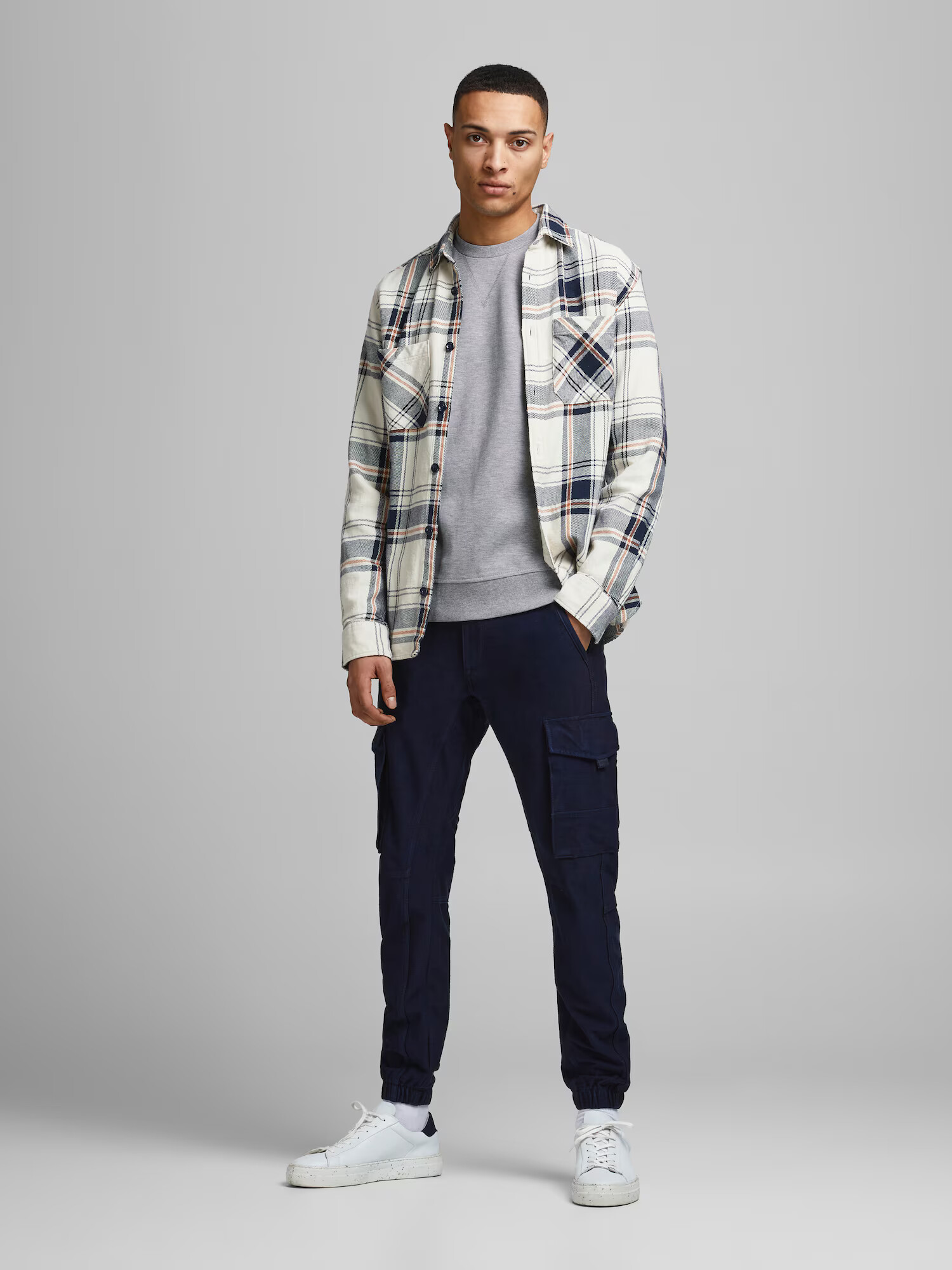 JACK & JONES Majica pegasto siva - Pepit.si