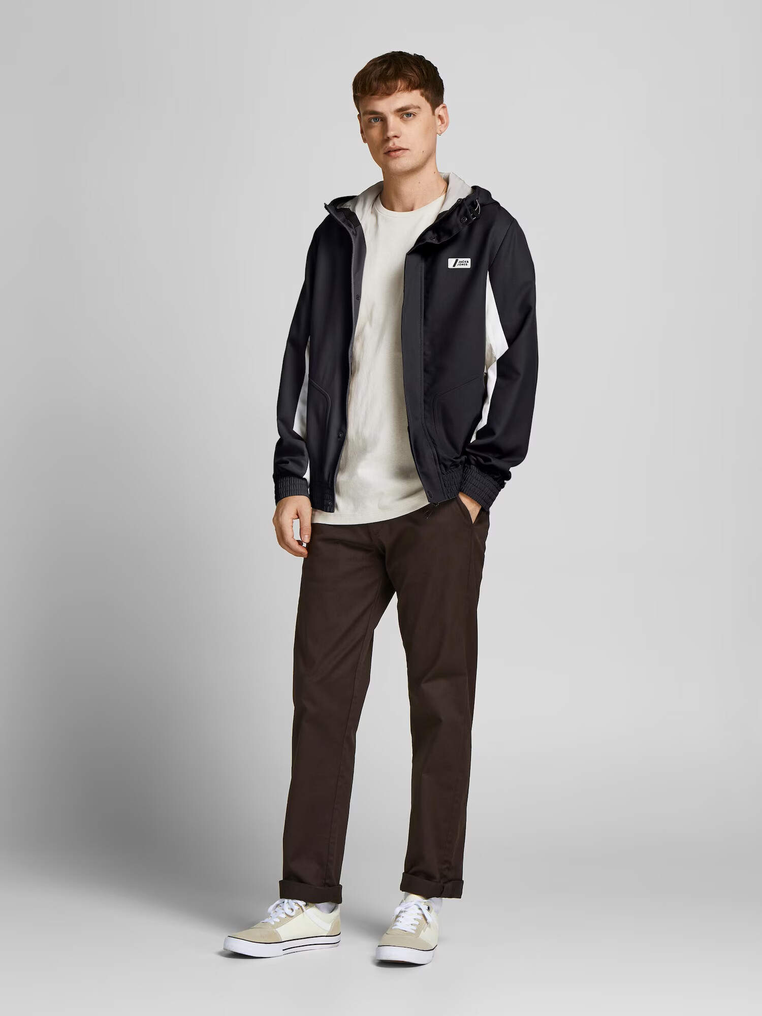 JACK & JONES Prehodna jakna 'Jakob' črna / bela - Pepit.si