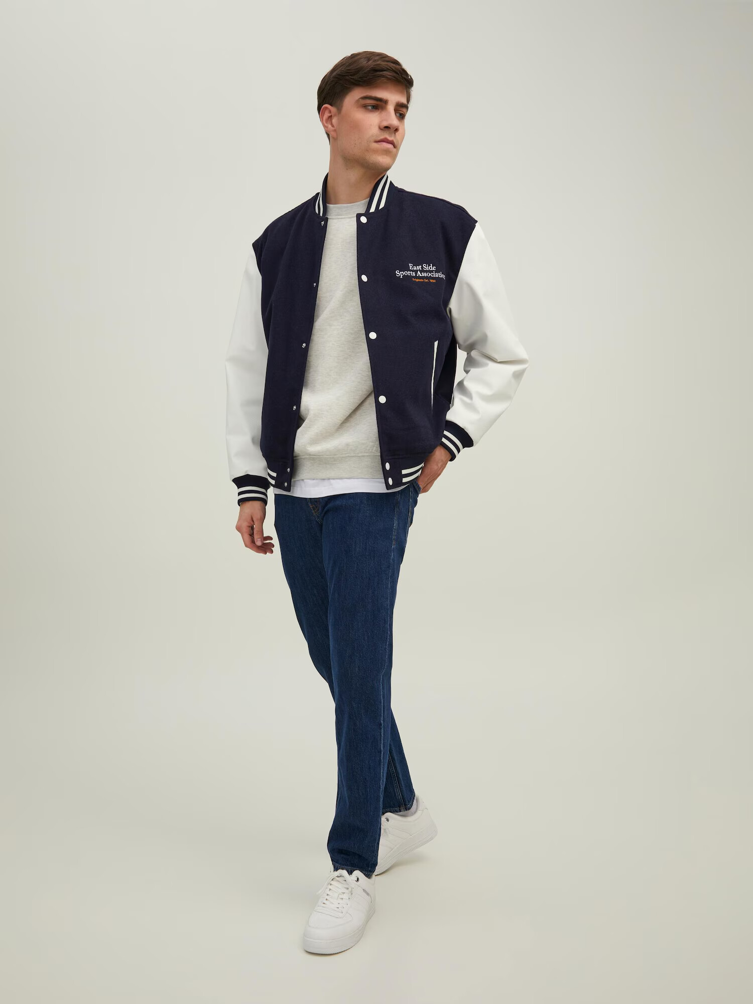 JACK & JONES Prehodna jakna mornarska / bela - Pepit.si