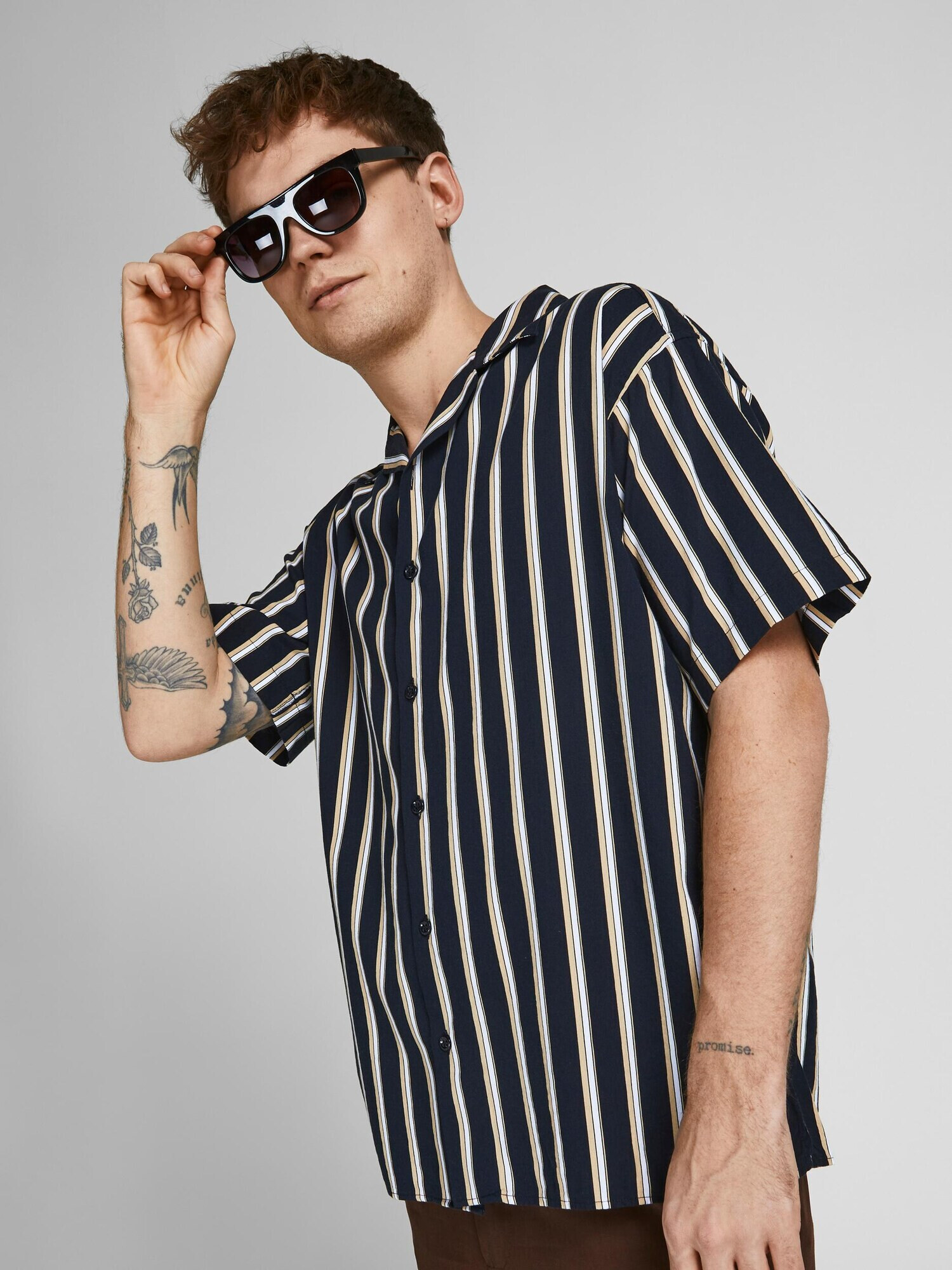 JACK & JONES Srajca bež / črna / bela - Pepit.si