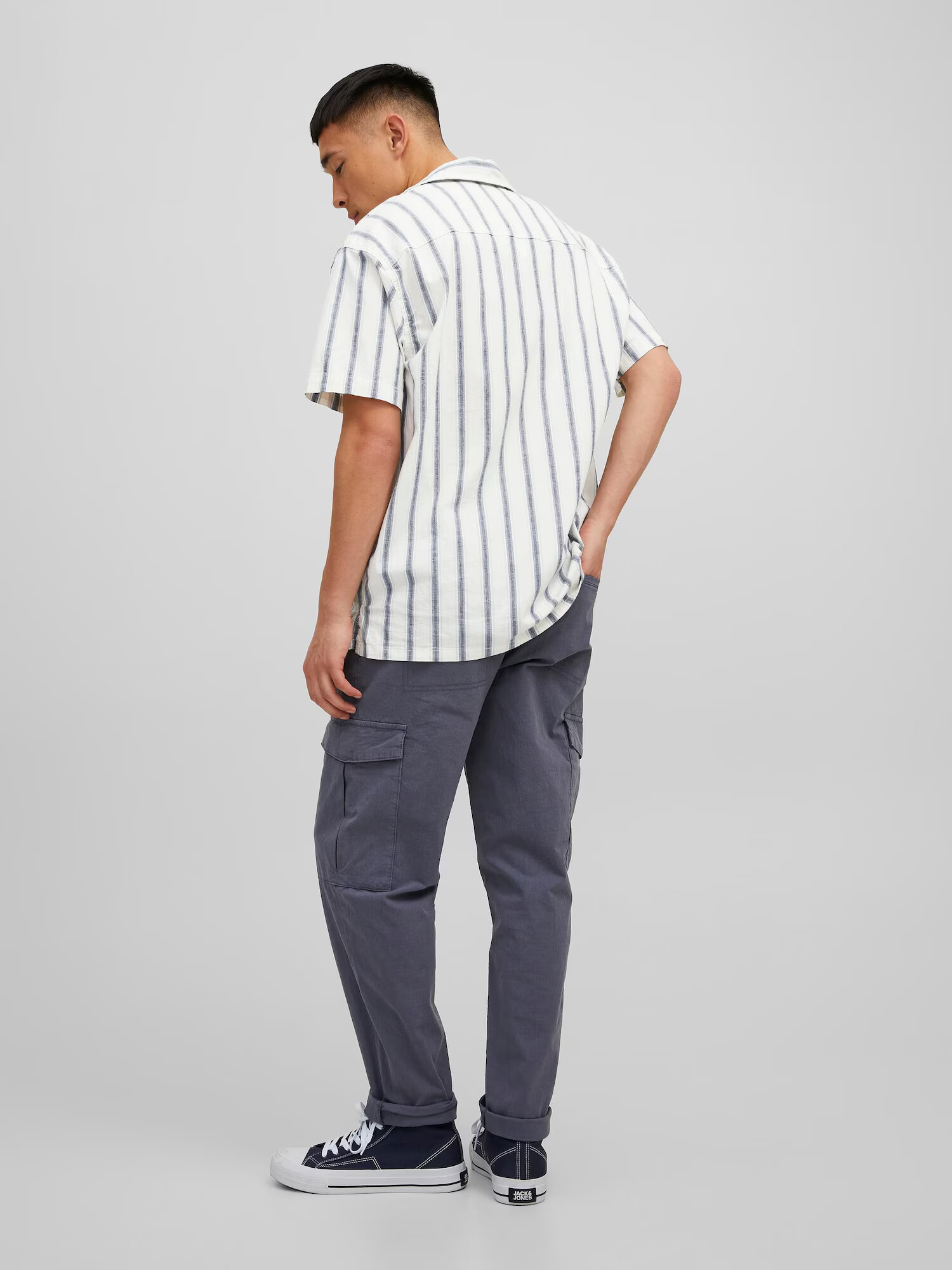 JACK & JONES Srajca dimno modra / golobje modra / bela - Pepit.si