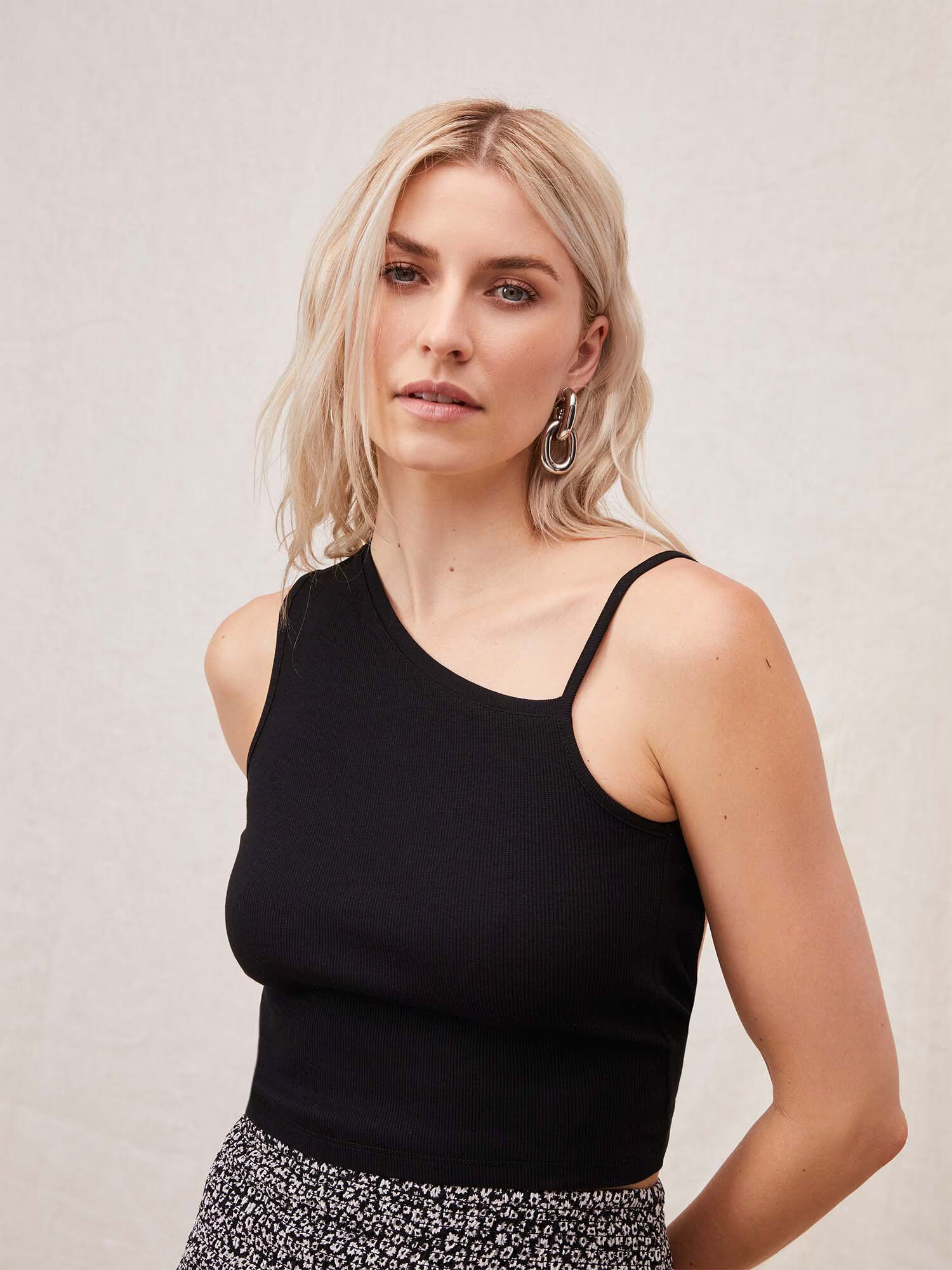 LeGer by Lena Gercke Top 'Emma' črna - Pepit.si