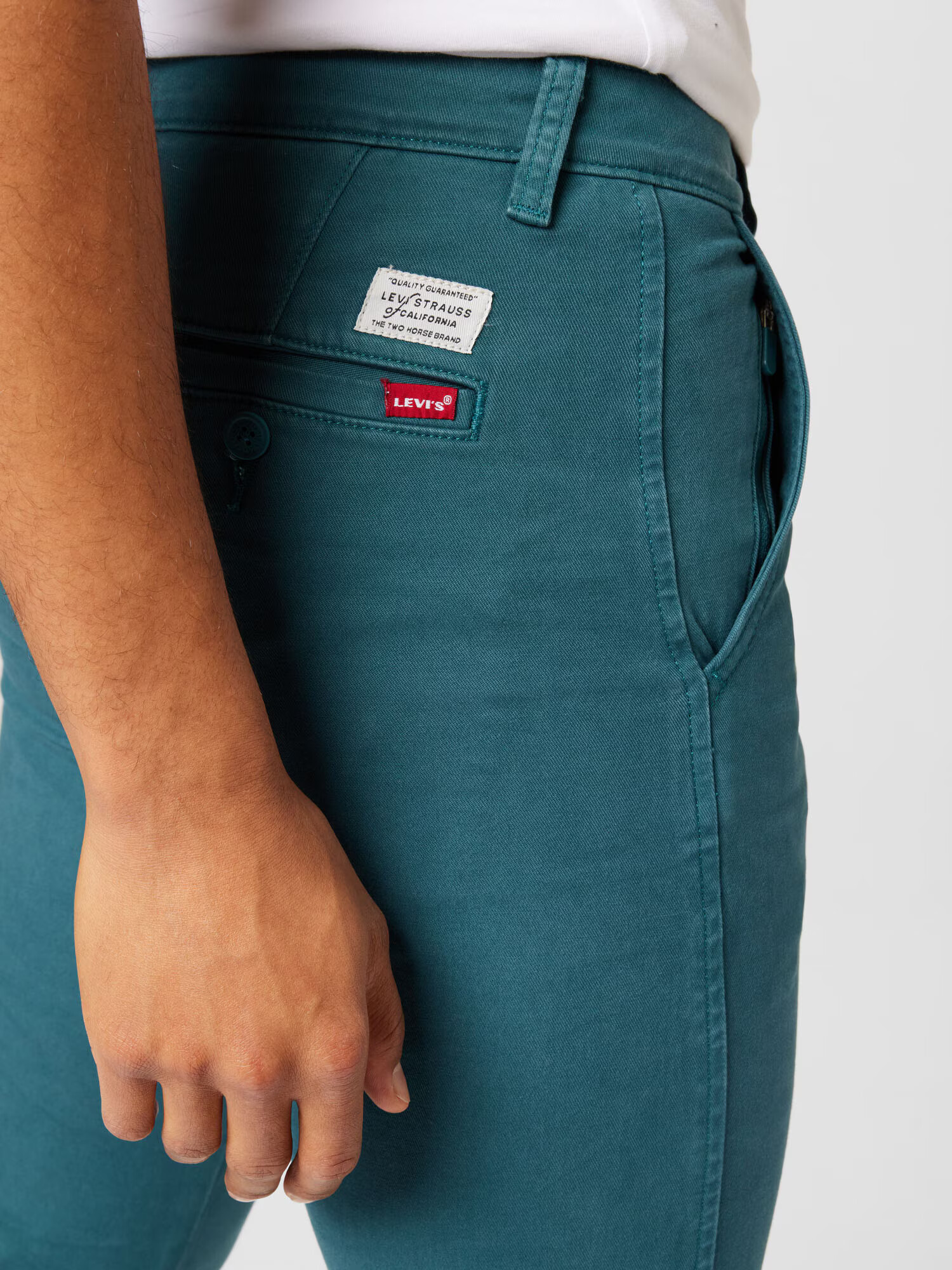 LEVI'S Chino hlače žad - Pepit.si