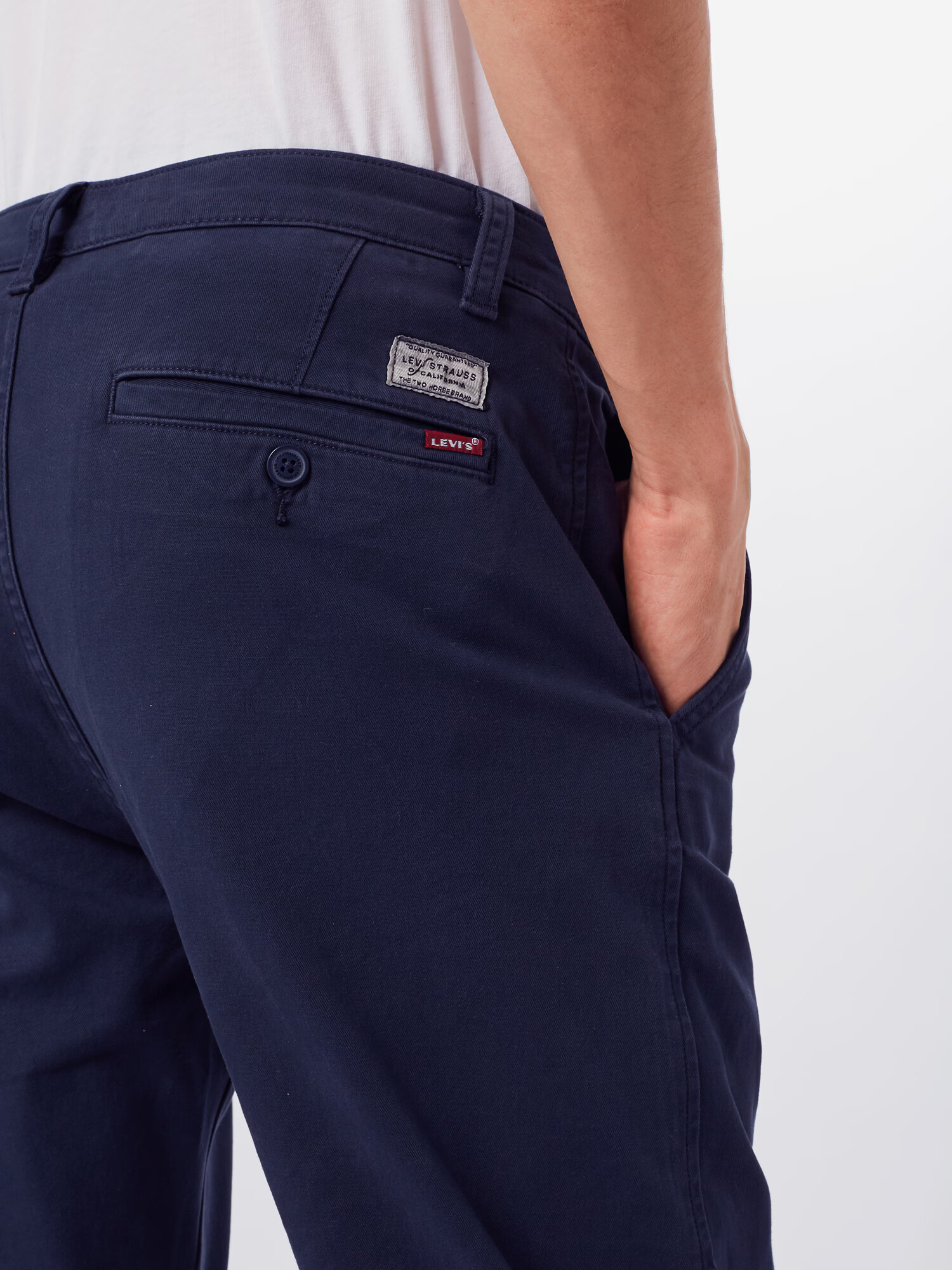 LEVI'S Chino hlače mornarska - Pepit.si