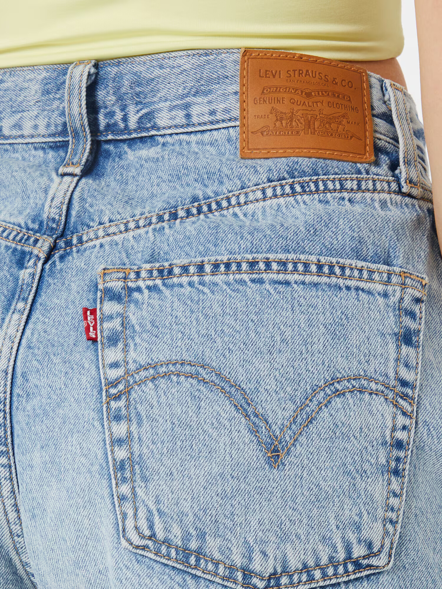 LEVI'S Kavbojke 'HIGH LOOSE SHORT' svetlo modra - Pepit.si