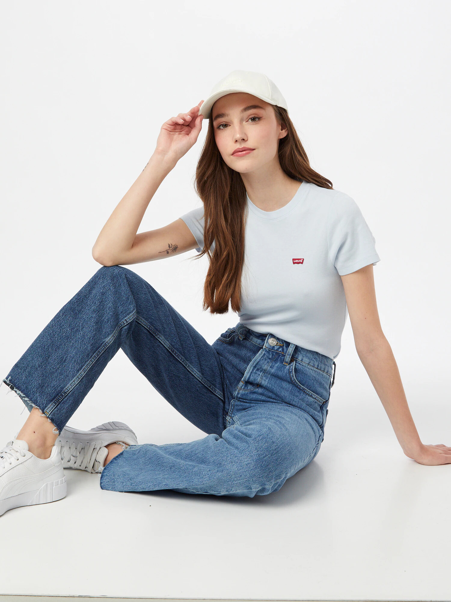 LEVI'S Majica 'Baby' pastelno modra / rdeča - Pepit.si