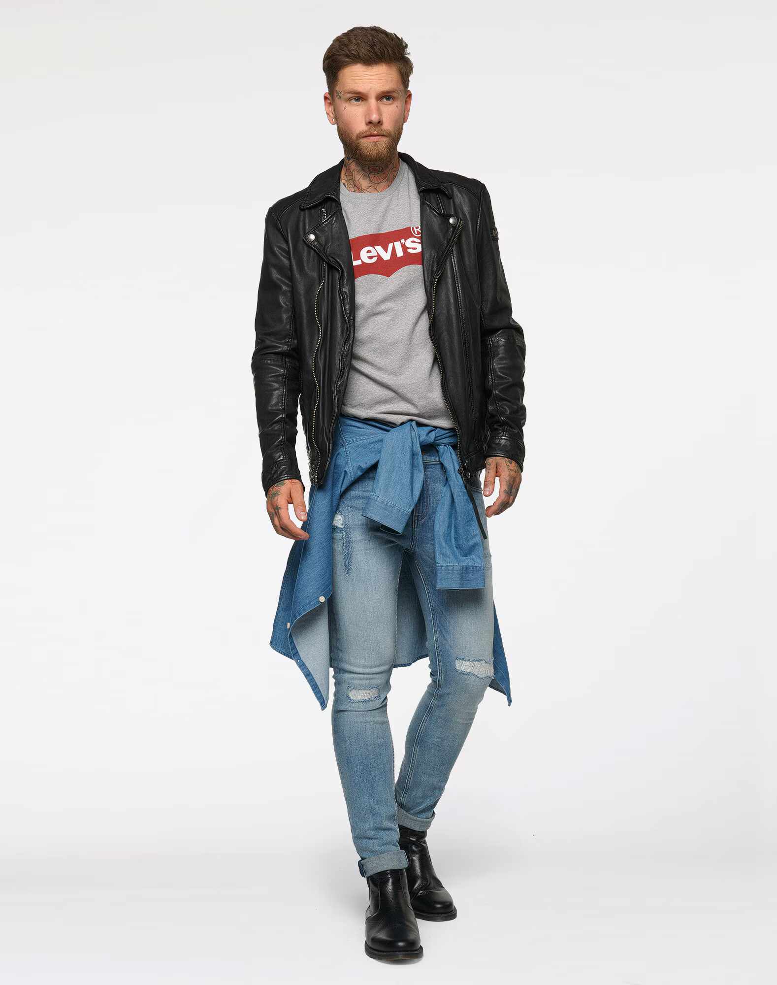 LEVI'S Majica 'GRAPHIC SET-IN NECK GREYS' pegasto siva / češnjevo rdeča / bela - Pepit.si