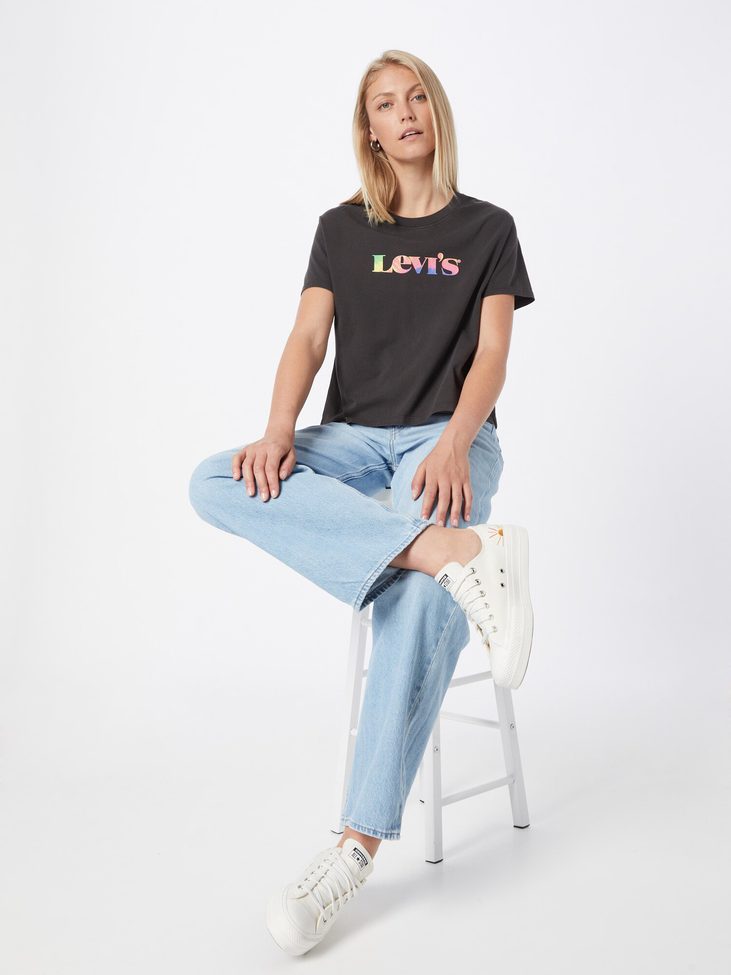 LEVI'S Majica 'GRAPHIC VARSITY TEE BLACKS' kraljevo modra / svetlo zelena / roza / črna - Pepit.si