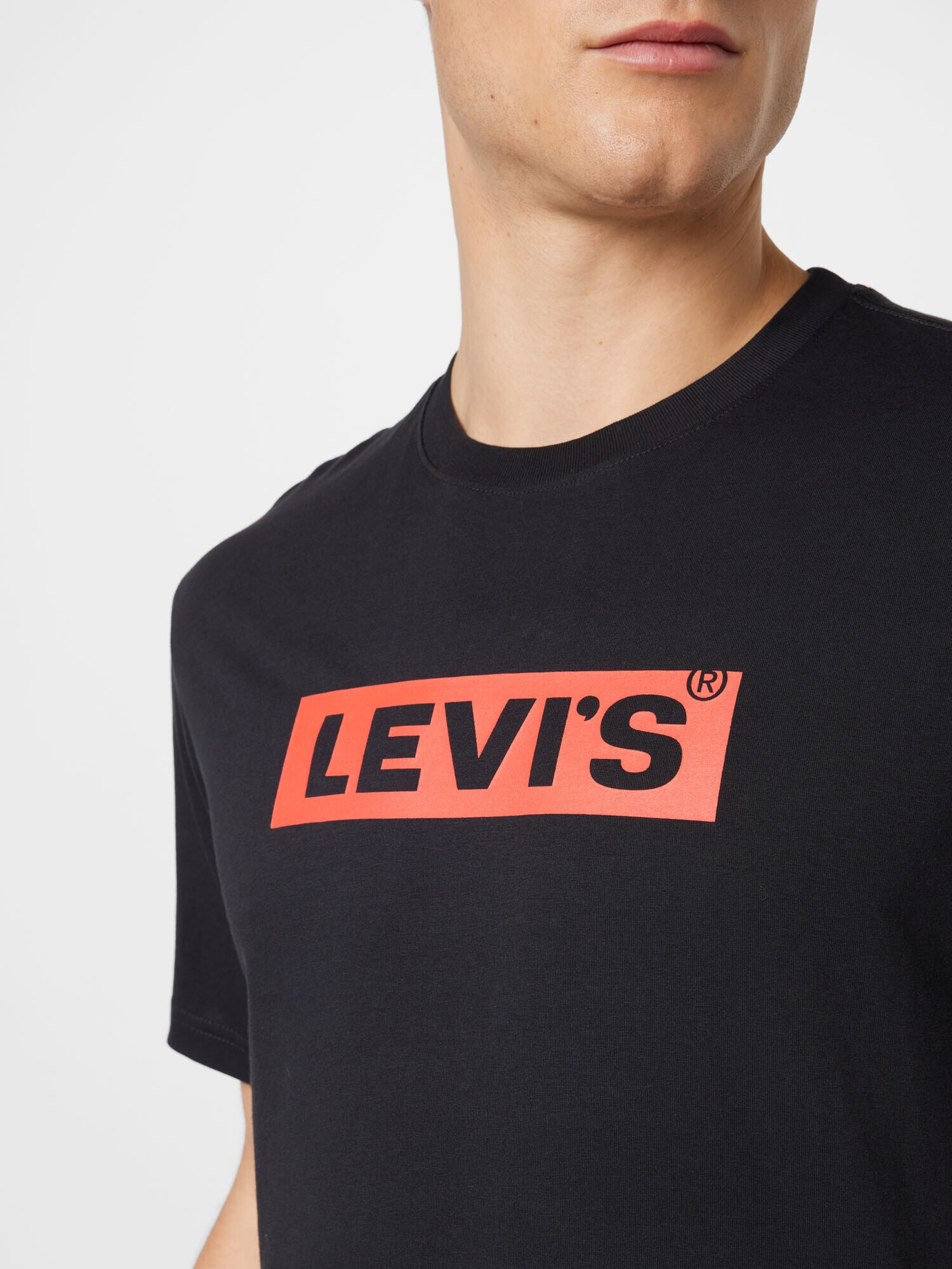 LEVI'S Majica 'SS RELAXED FIT TEE BLACKS' svetlo rdeča / črna - Pepit.si